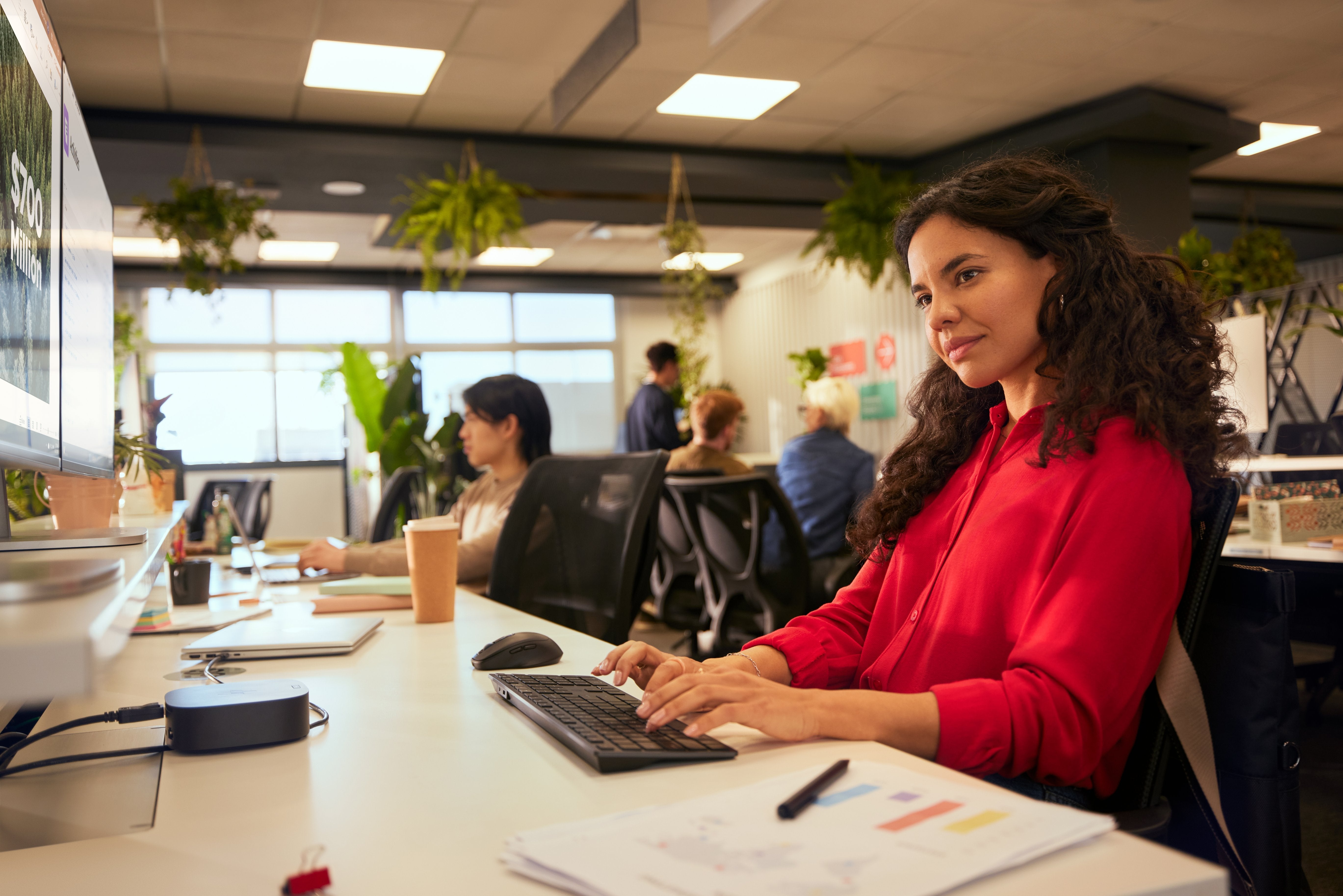 725 Multi-Device Rechargeable  Wireless Keyboard And Mouse