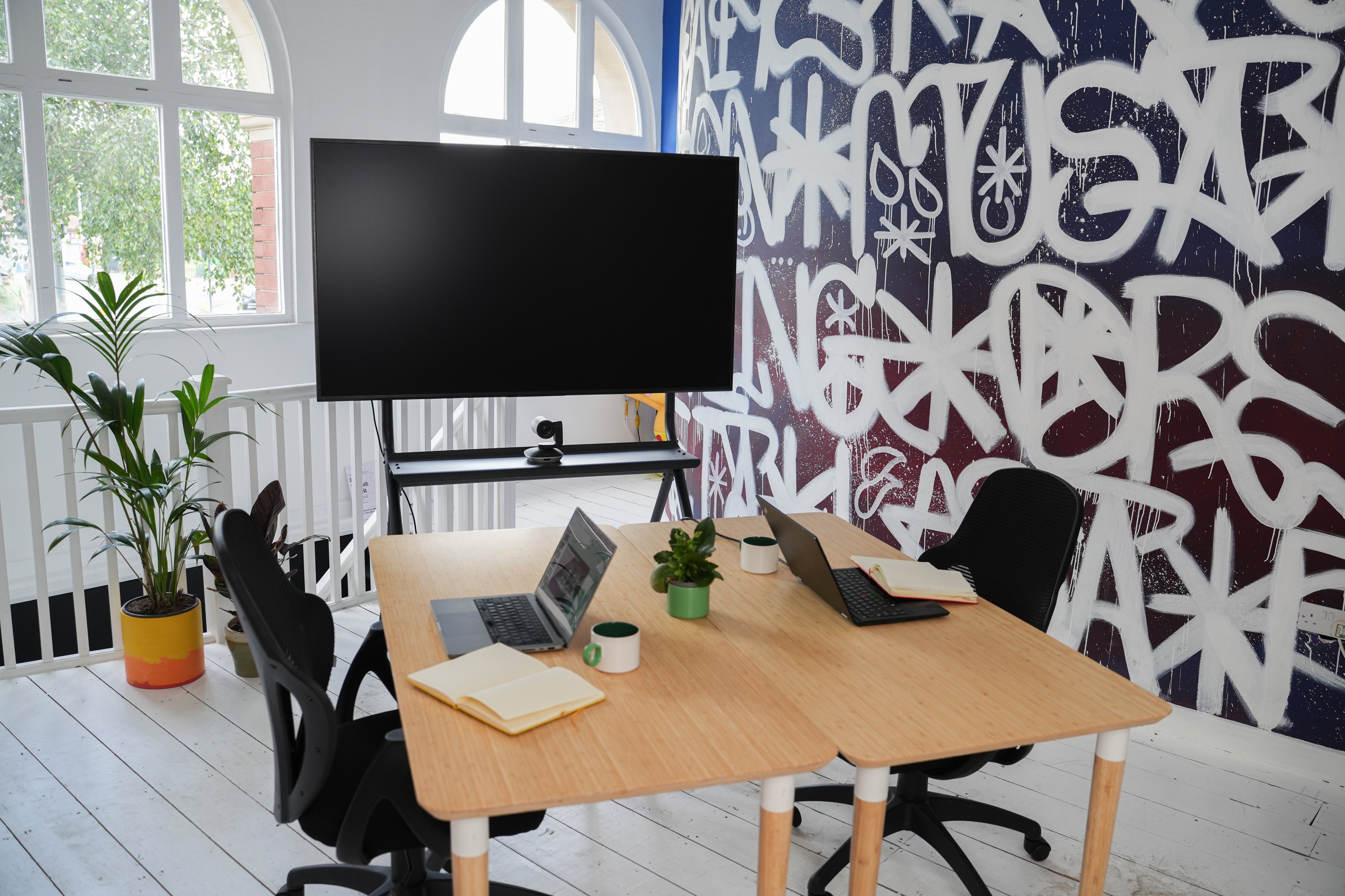 EAN 8623453000001 - Vision VFM-F12 soporte para TV 2,54 m (100") Negro imagen 8