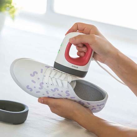 Plancha De Vinilo Cricut Easypress Mini Negro/Rojo/Blanco