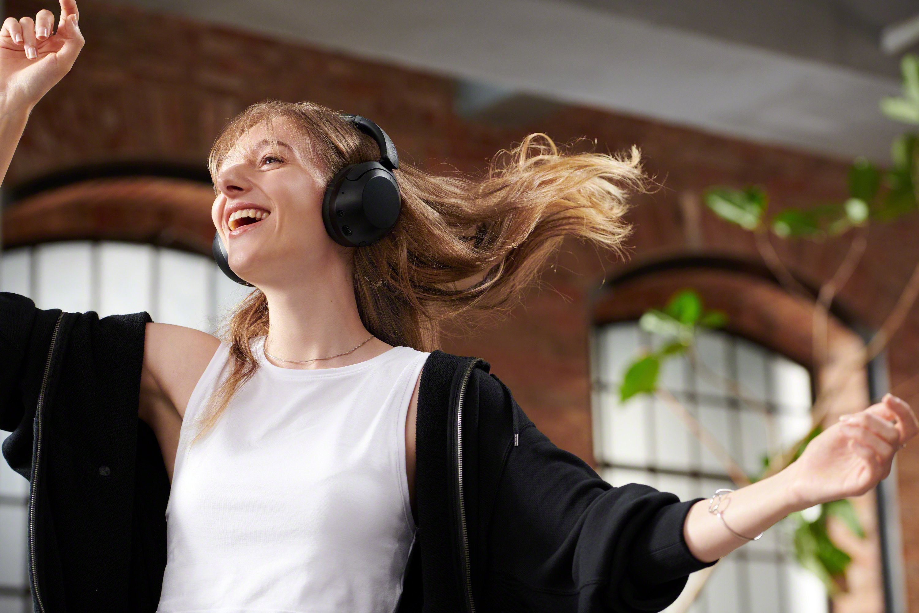 Auriculares Inalámbrico Sony Wh-Xb910 Negro (Whxb910nb.Ce7)