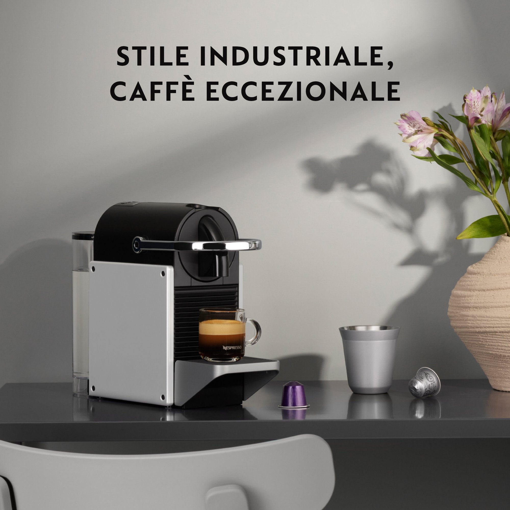 Cafetera Delonghi En 127.S Nespresso Pixie Silver