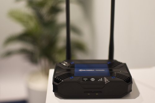Router Teltonika Tcr100 · Lte/4g Modem Router