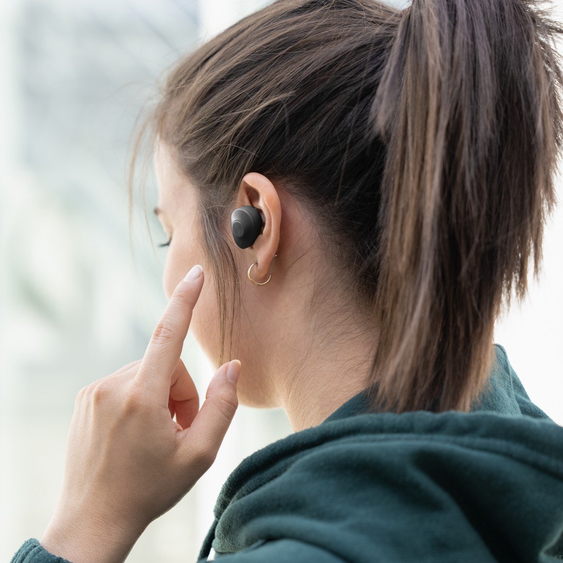 Auricular Intrauditivo Bluetooth Hama Freedom Buddy Tws Bateria 16h Microfono Y Asistente Color Negro