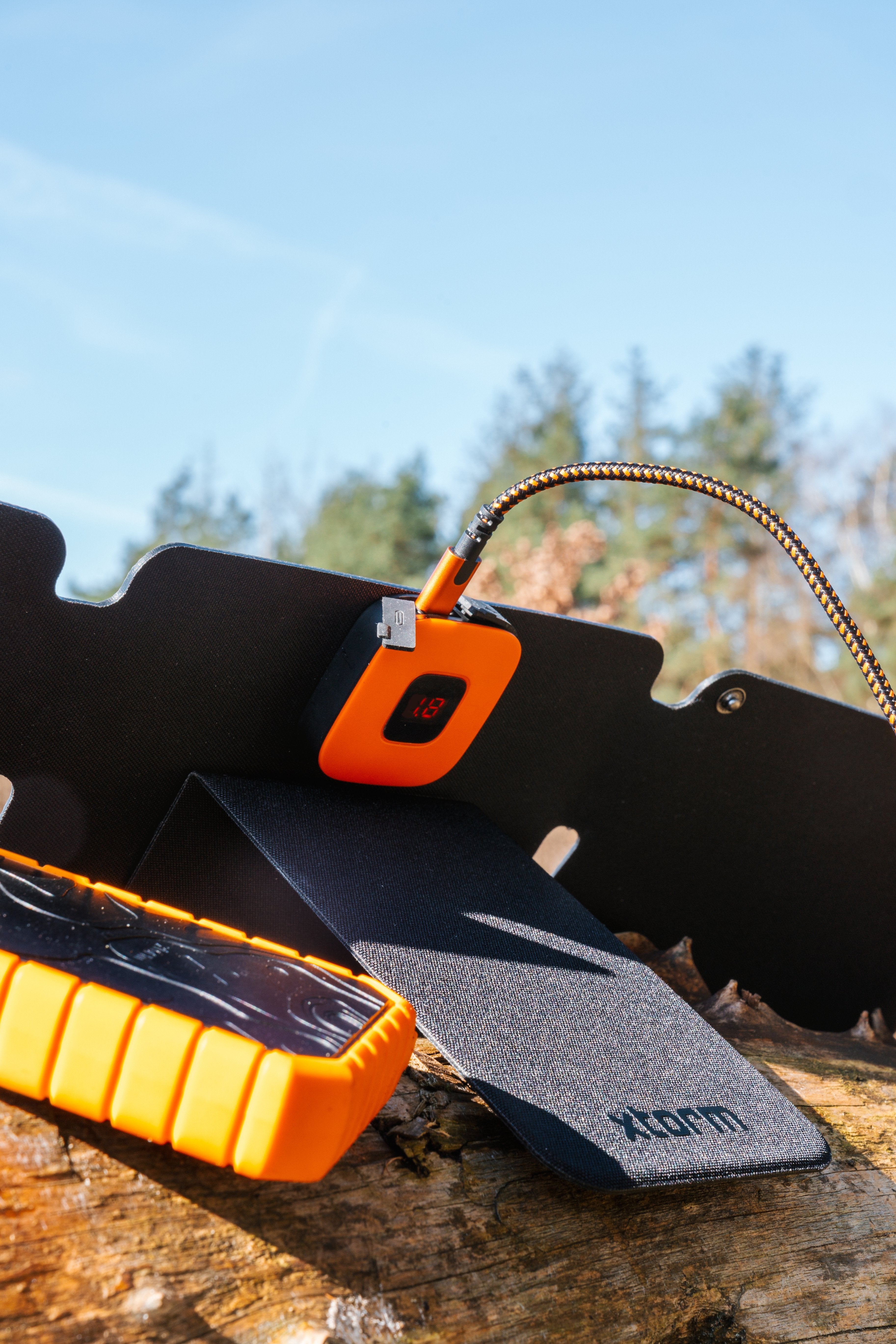 Panel Solar Plegable Xr2s28 28w Negro Xtorm 28w/ Usb-A, Usb-C/ Certificación Ipx4/ Pantalla Lcd