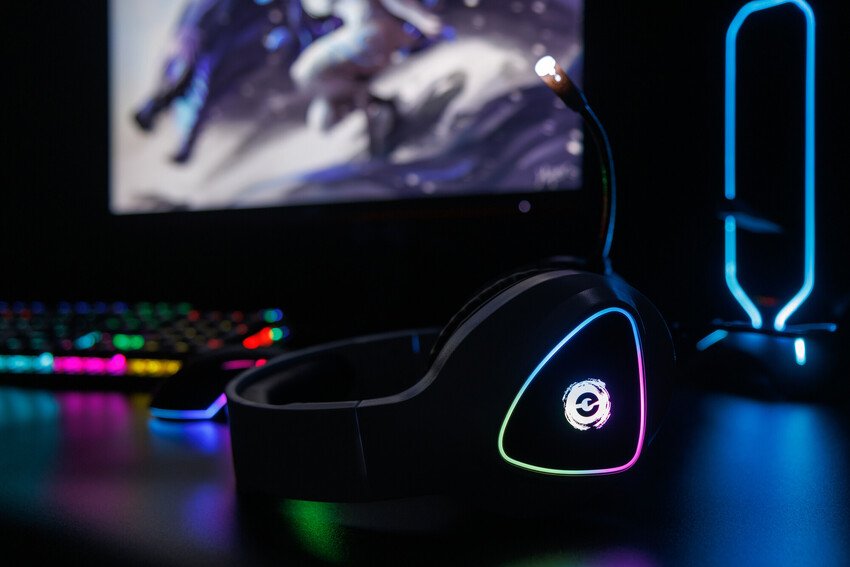 Canyon Gh-6 - Shadder Gaming Headset - Usb 2x 3.5mm Jack - 2m Cable - Multicolor Rgb Backlight