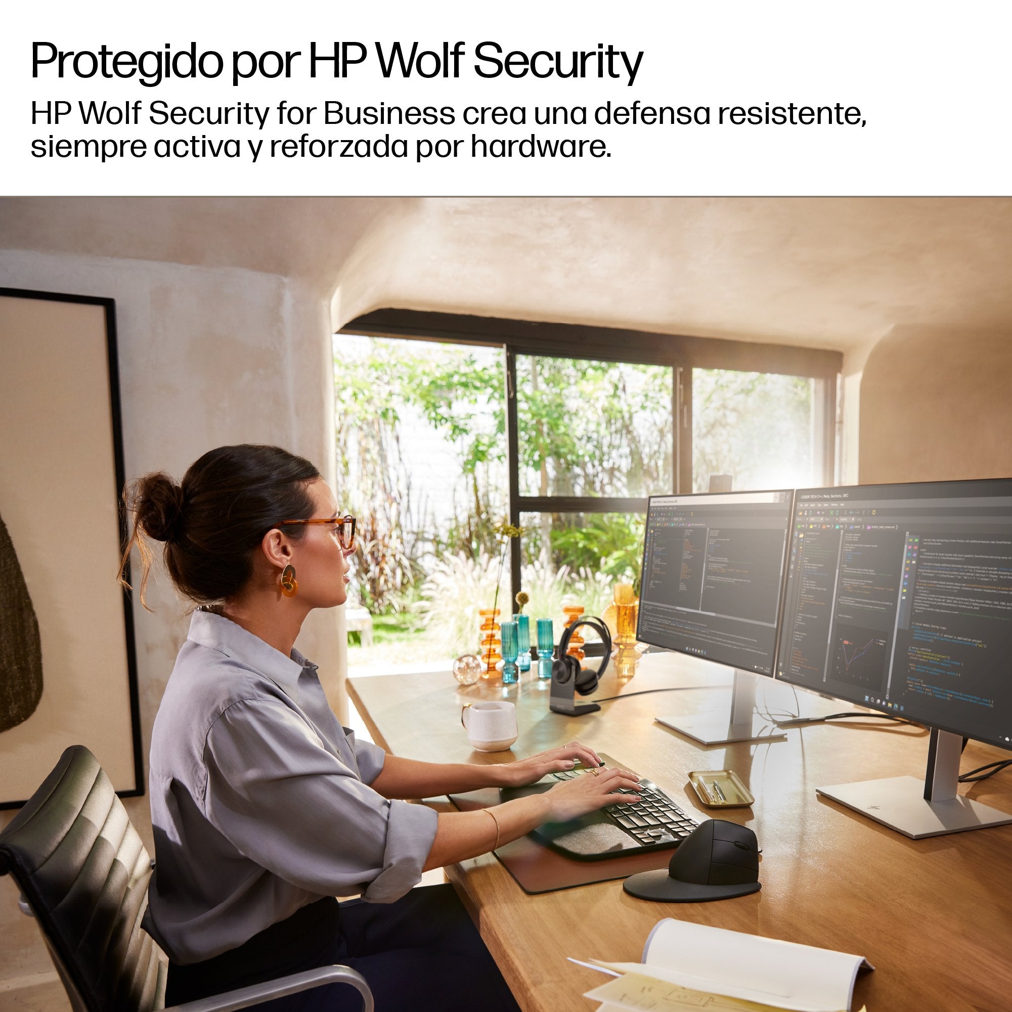 EAN 0826581478409 - HP DR9Q2ET PCs/estación de trabajo Intel Core Ultra 5 235 32 GB DDR5-SDRAM 1 TB SSD Windows 11 Pro SFF PC imagen 6