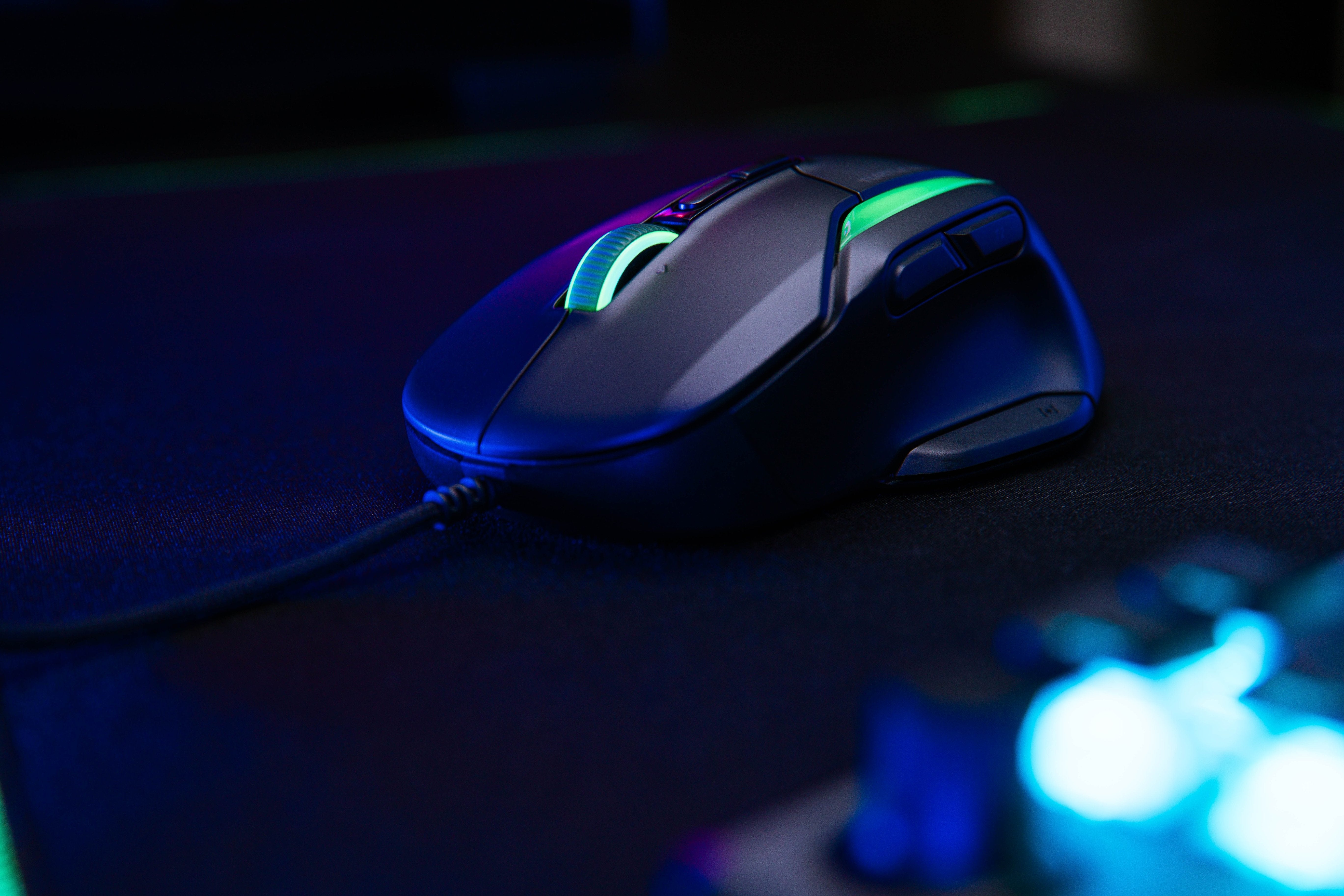 EAN 0731855710027 - Turtle Beach Kone II ratón Juego mano derecha USB tipo A Óptico 26000 DPI imagen 7