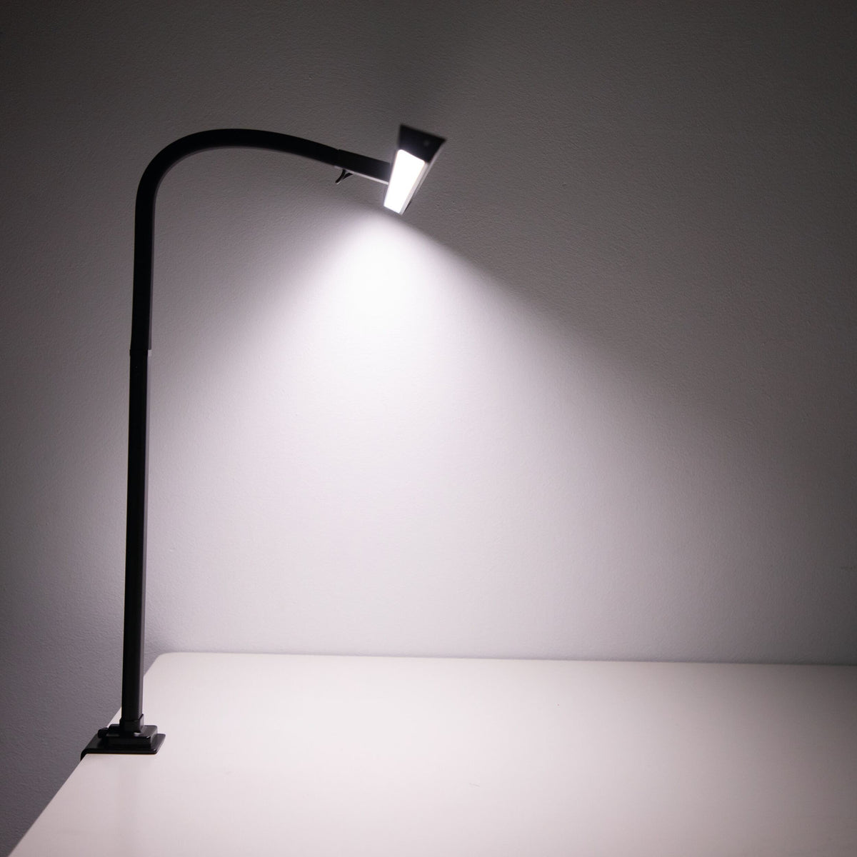 EAN 4002390091657 - MAUL 8189890 luz de pantalla Negro 1800 lm imagen 15