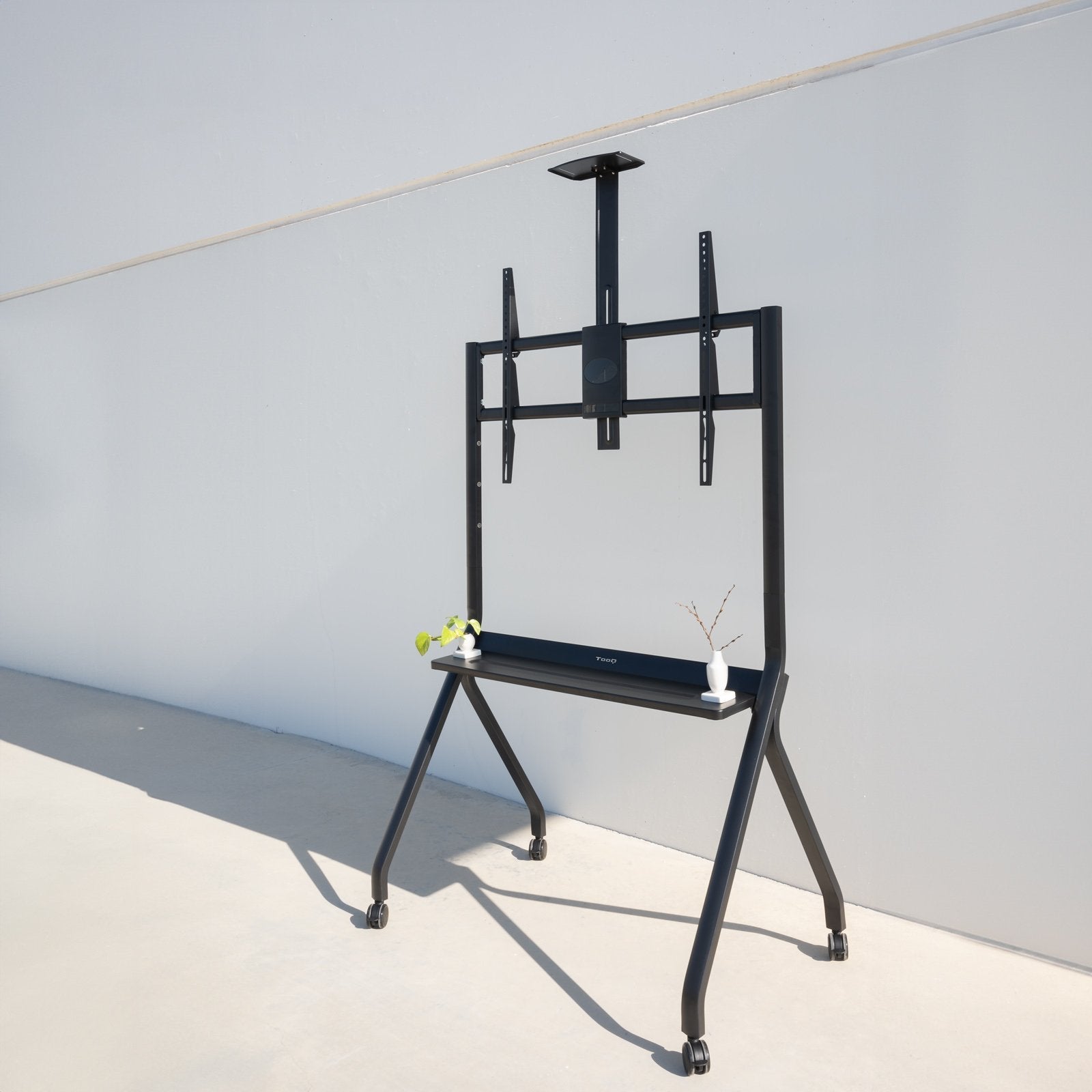 Soporte Suelo Ruedas "Istar" Pantallas 55-100"