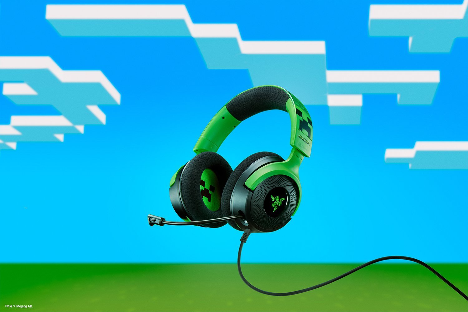 Auriculares Razer Kraken V4 X Minecraft Edit. (Rz04-05180200-R3m1)