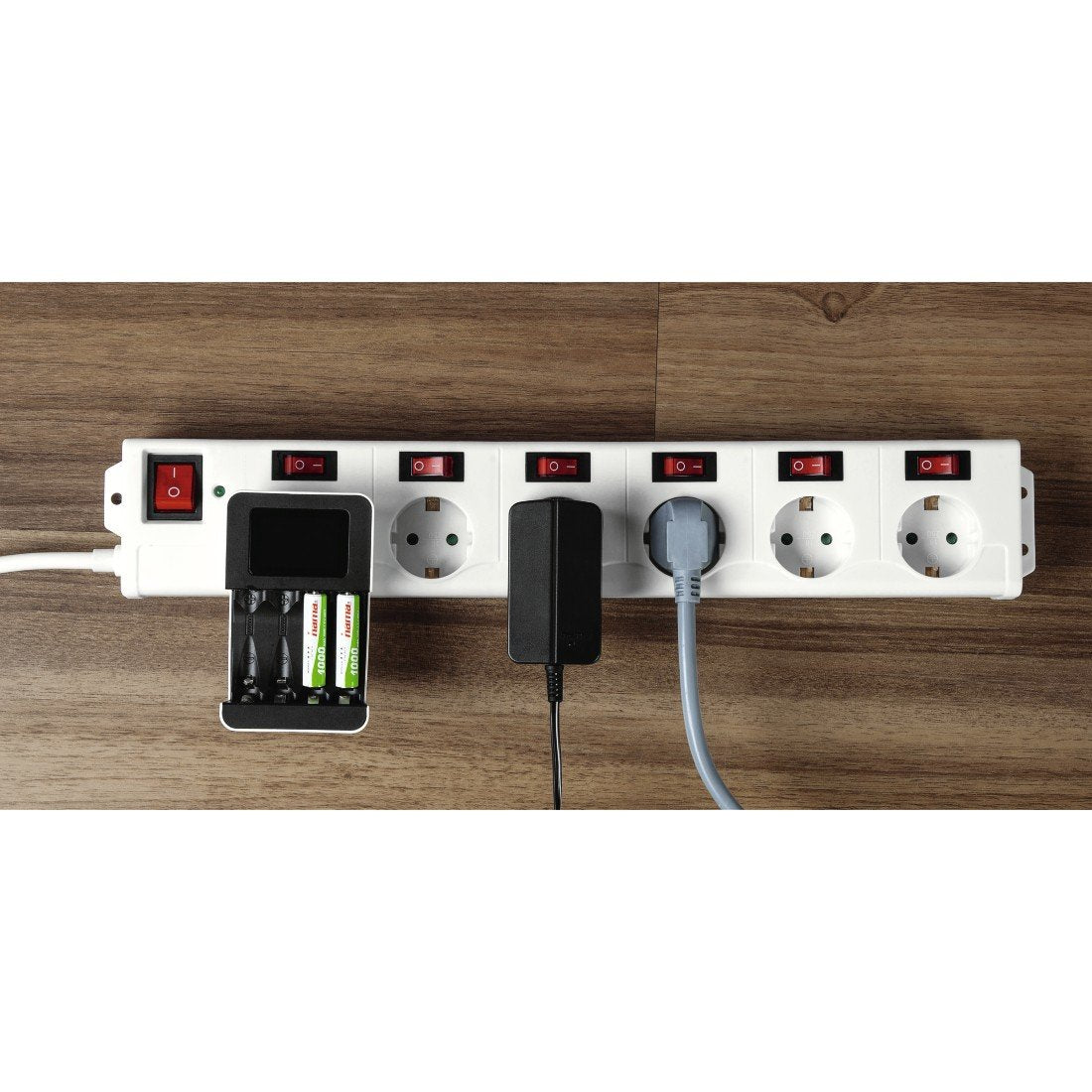 Hama Socket Line 6+1 Xl Simple Conmutable Blanco