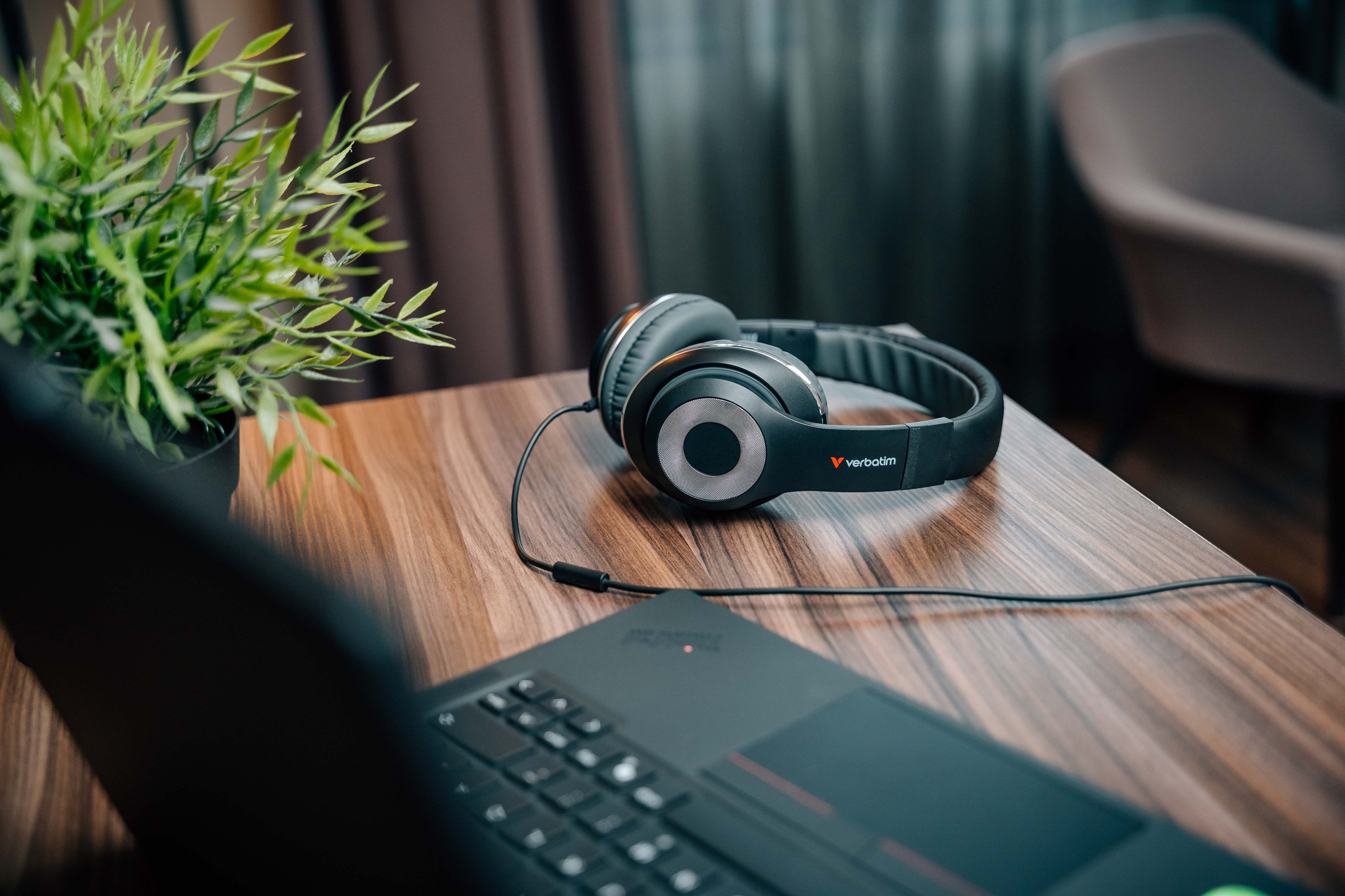 Verbatim Auriculares Trusound Usb-C With In-Line Microphone