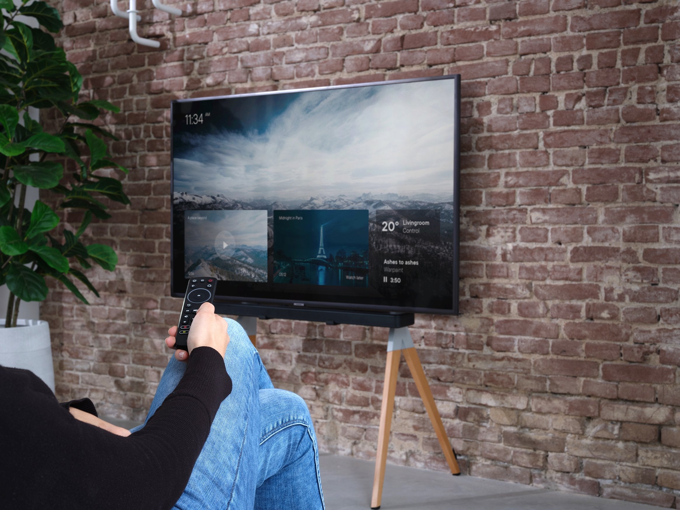 One For All Falcon Wm 7482 Soporte Para Tv 177,8 Cm (70") Roble, Plata, Gris