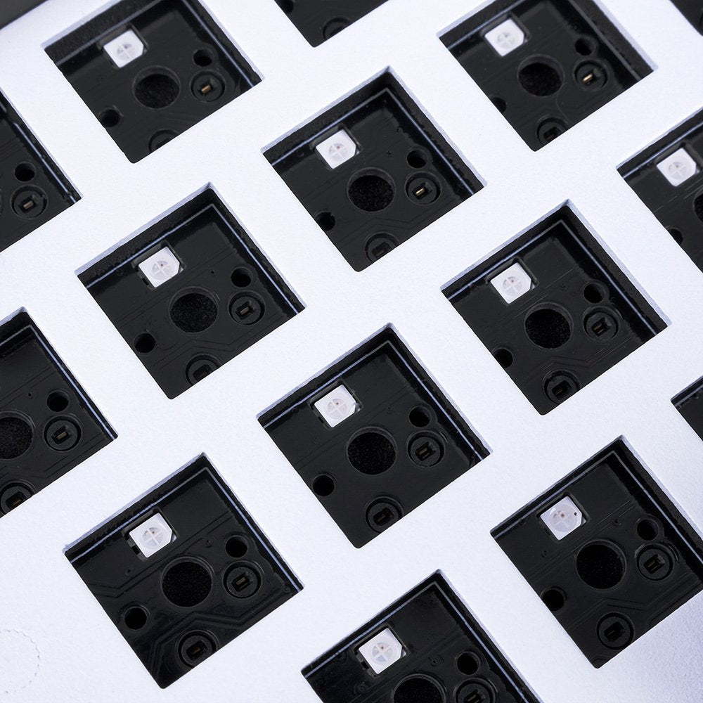 EAN 4044951033997 - Sharkoon SGK50 S4 teclado Juego USB AZERTY Francés Negro imagen 4