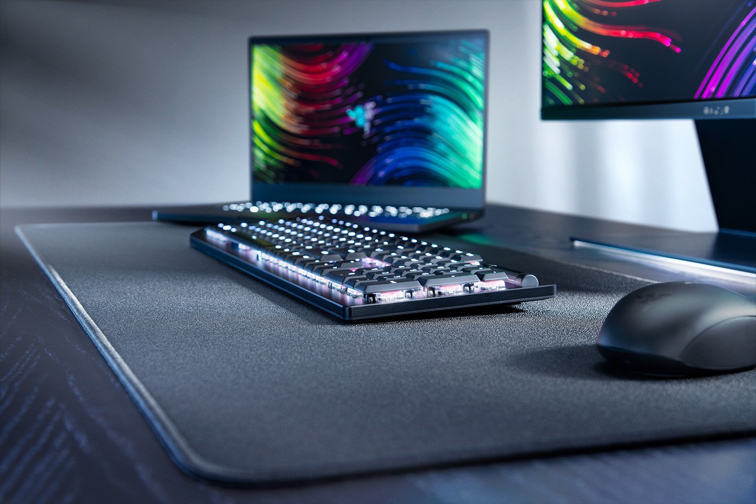 EAN 8886419348283 - Razer DeathStalker V2 Pro teclado Juego USB + RF Wireless + Bluetooth QWERTZ Alemán Negro imagen 5