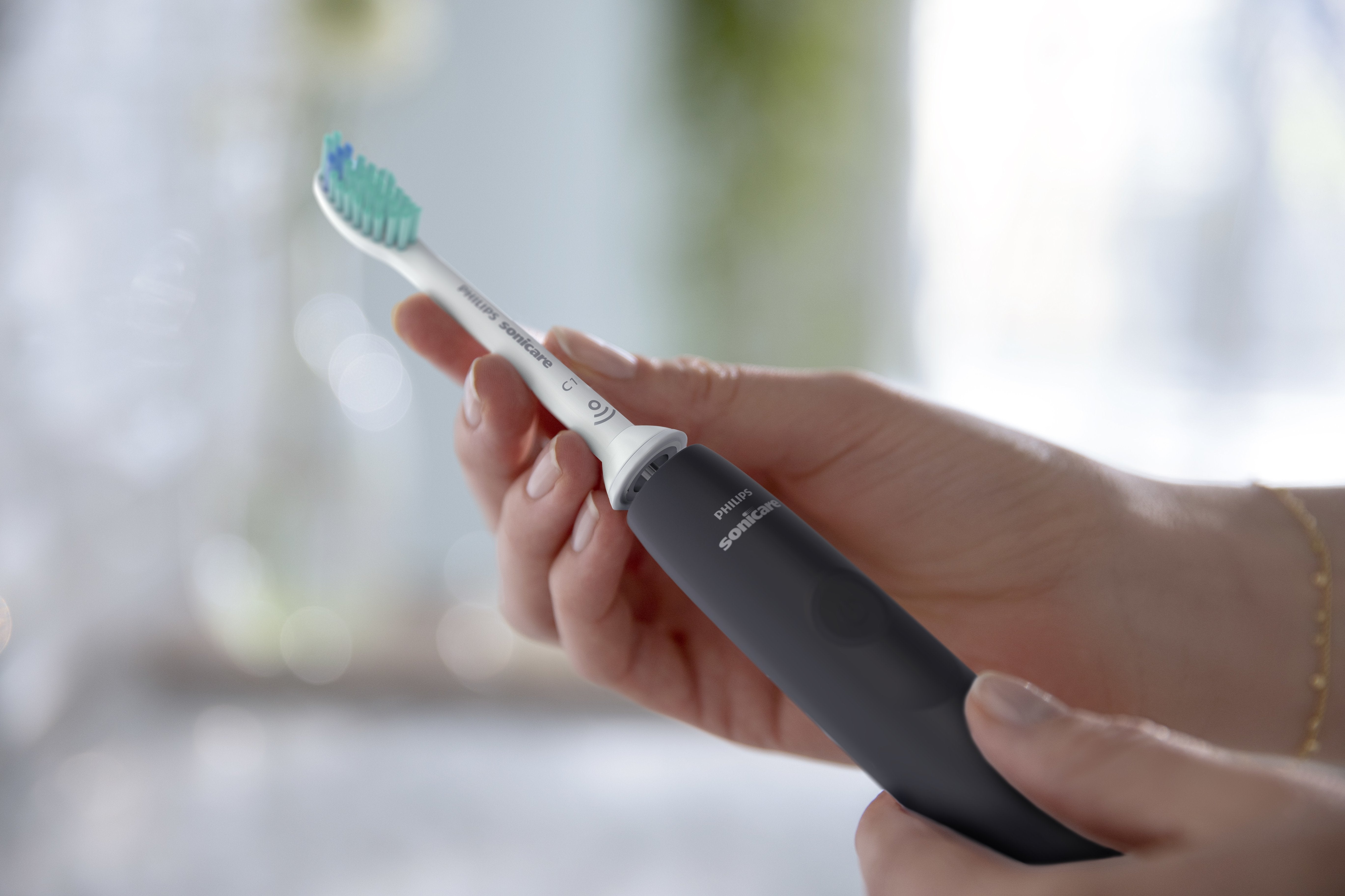 EAN 8710103985693 - Philips Sonicare 3100 series HX3675/15 cepillo eléctrico para dientes Adulto Cepillo dental sónico Negro, imagen 5