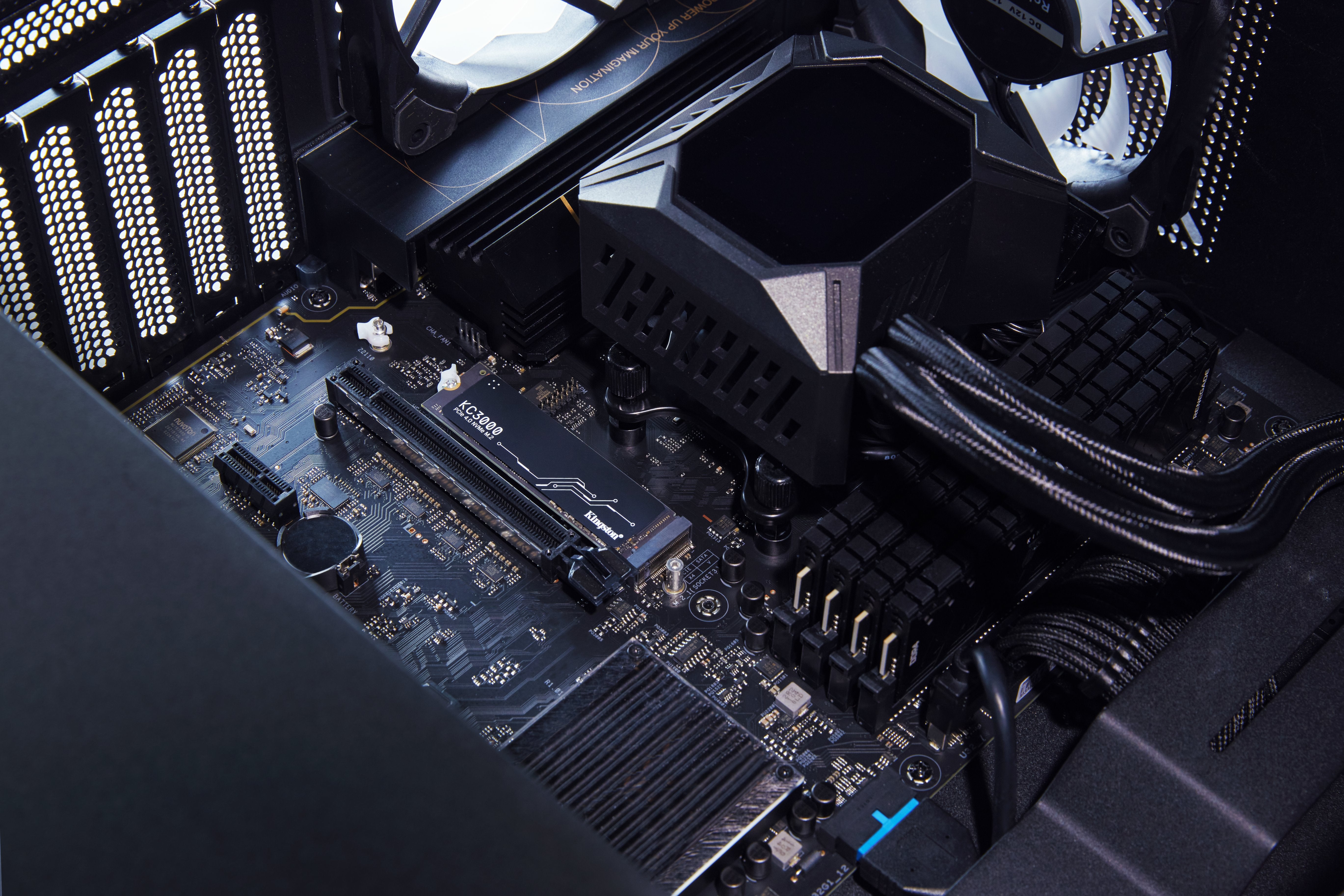 EAN 0740617324433 - Kingston Technology KC3000 1 TB PCI Express 4.0 3D TLC imagen 9