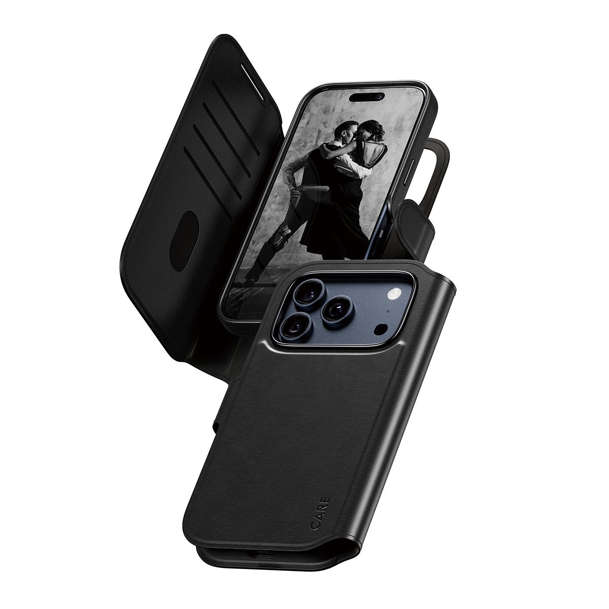EAN 5715685026775 - PanzerGlass CARE™ by ® Tango 2-in-1 Wallet Case w. MagSafe iPhone 17 Pro funda para teléfono móvil Negro imagen 1