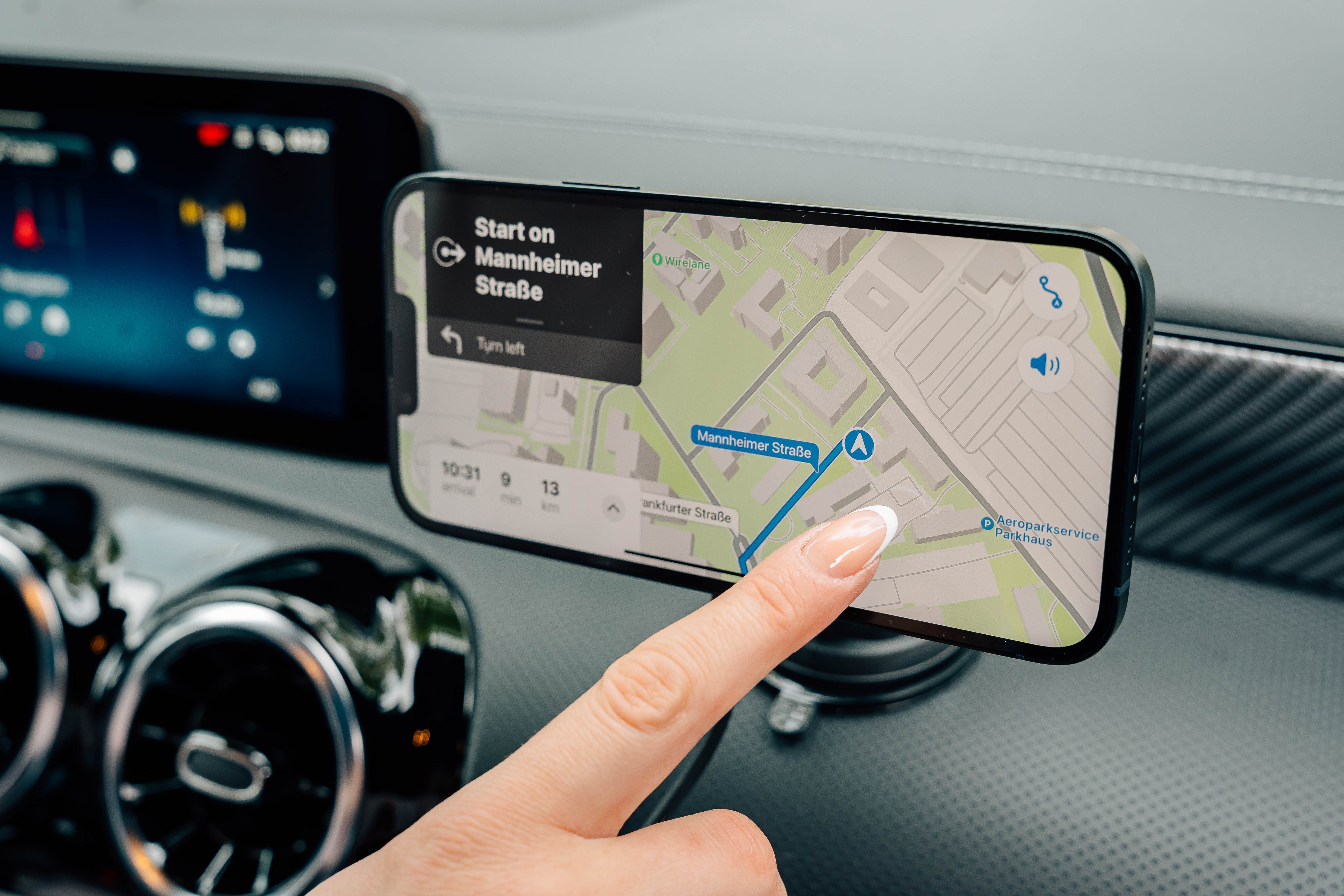 EAN 0023942318606 - Verbatim Charge 'n' Drive Qi2 RGB Smartphone Negro USB Cargador inalámbrico Carga rápida Auto imagen 3