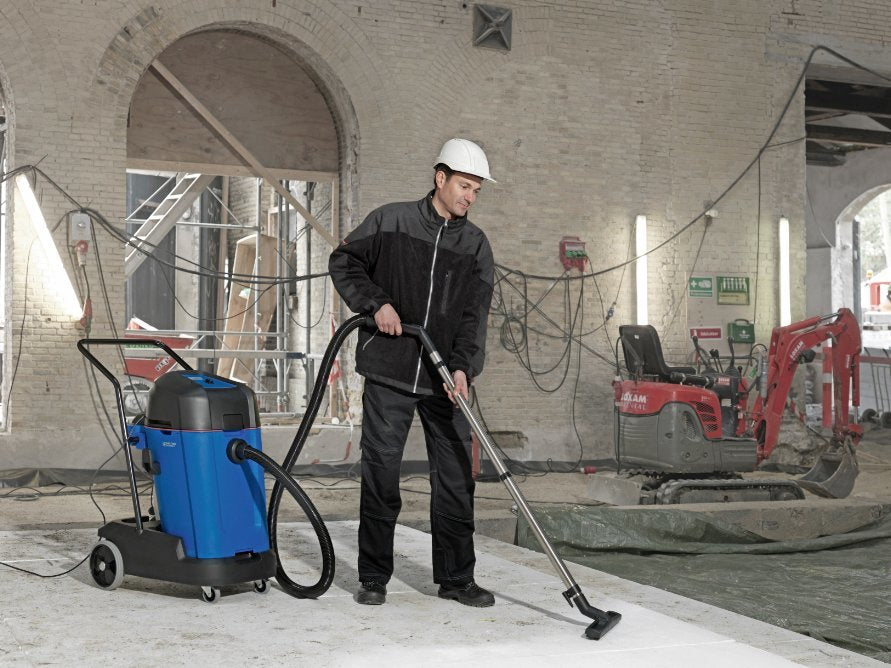 Aspirador Industrial Nilfisk Maxxi Ii 55-2wd