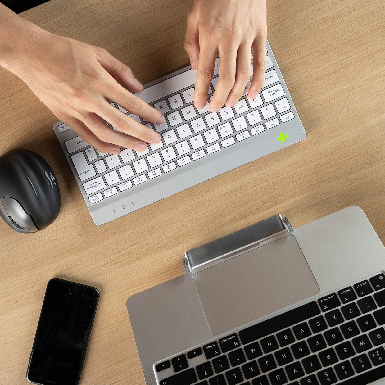 EAN 8719274491736 - R-Go Tools RGOCOUSWLWH teclado Oficina Inglés de EE. UU. imagen 2