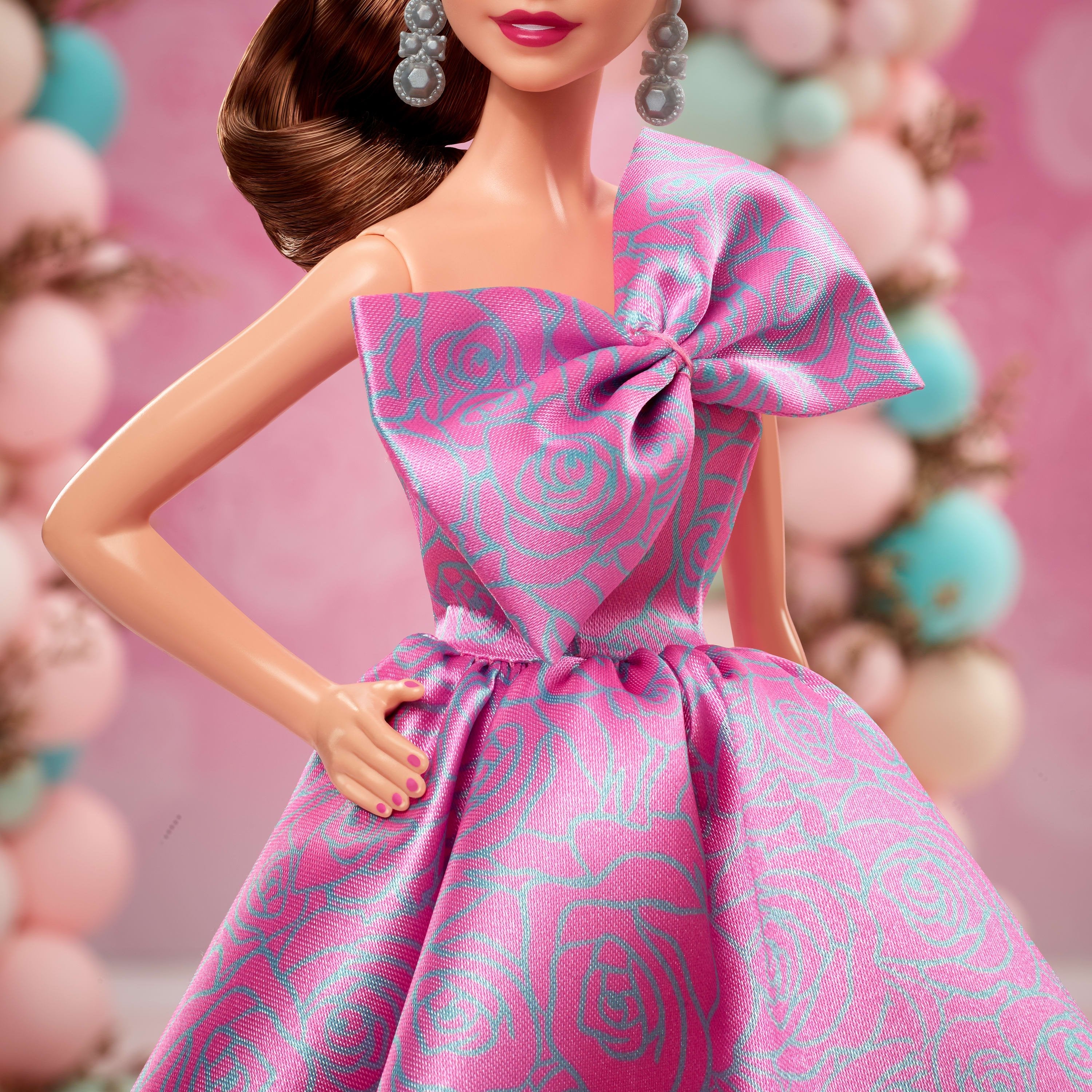 EAN 0194735260621 - Barbie Signature JBJ07 muñeca imagen 4