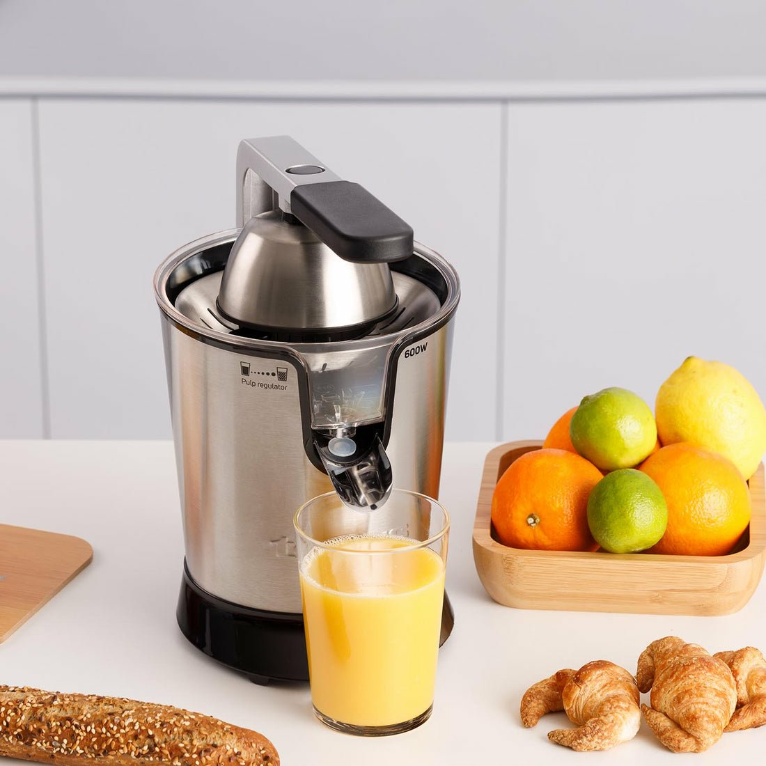 Exprimidor De Cítricos Taurus Easy Press 1000 Legend