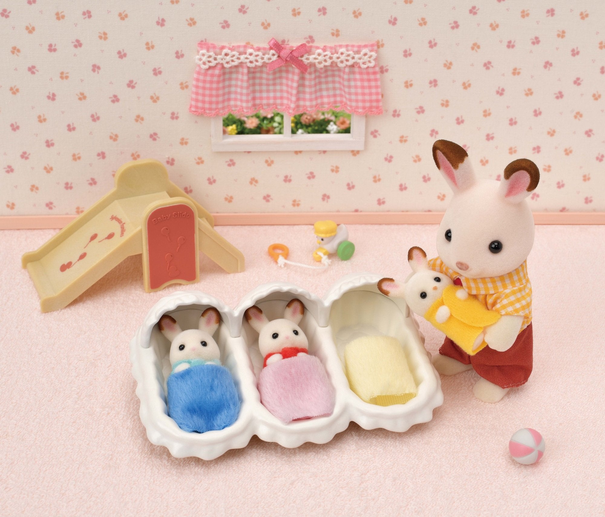 Epoch Sylvanian Families - Erstausstattung Para Drillinge L5532