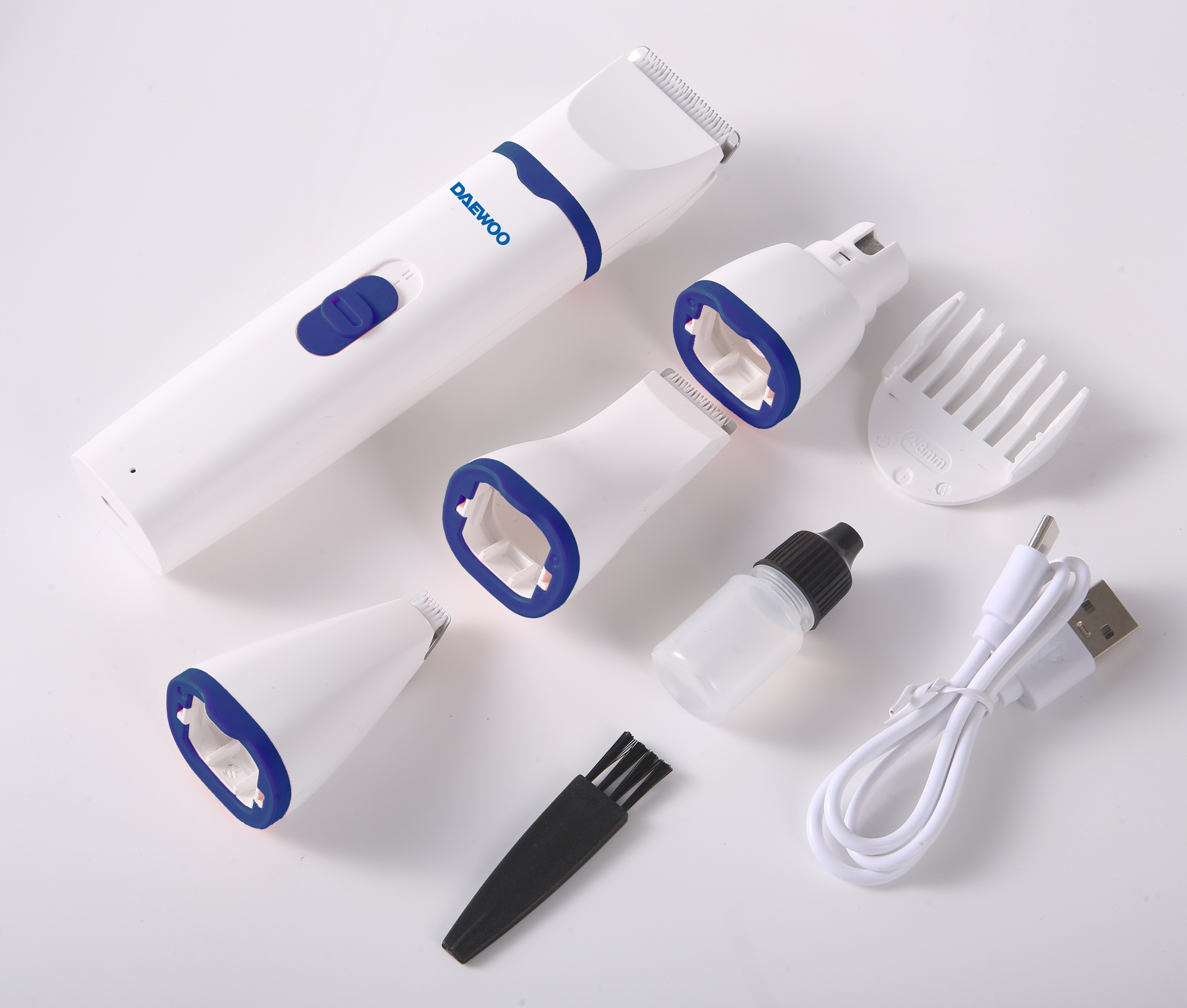 Cortapelo Electrico 4 En 1 Daewoo D-T65 4 Cabezales Para Cuidar Pelaje Y UãAs Inalambrico