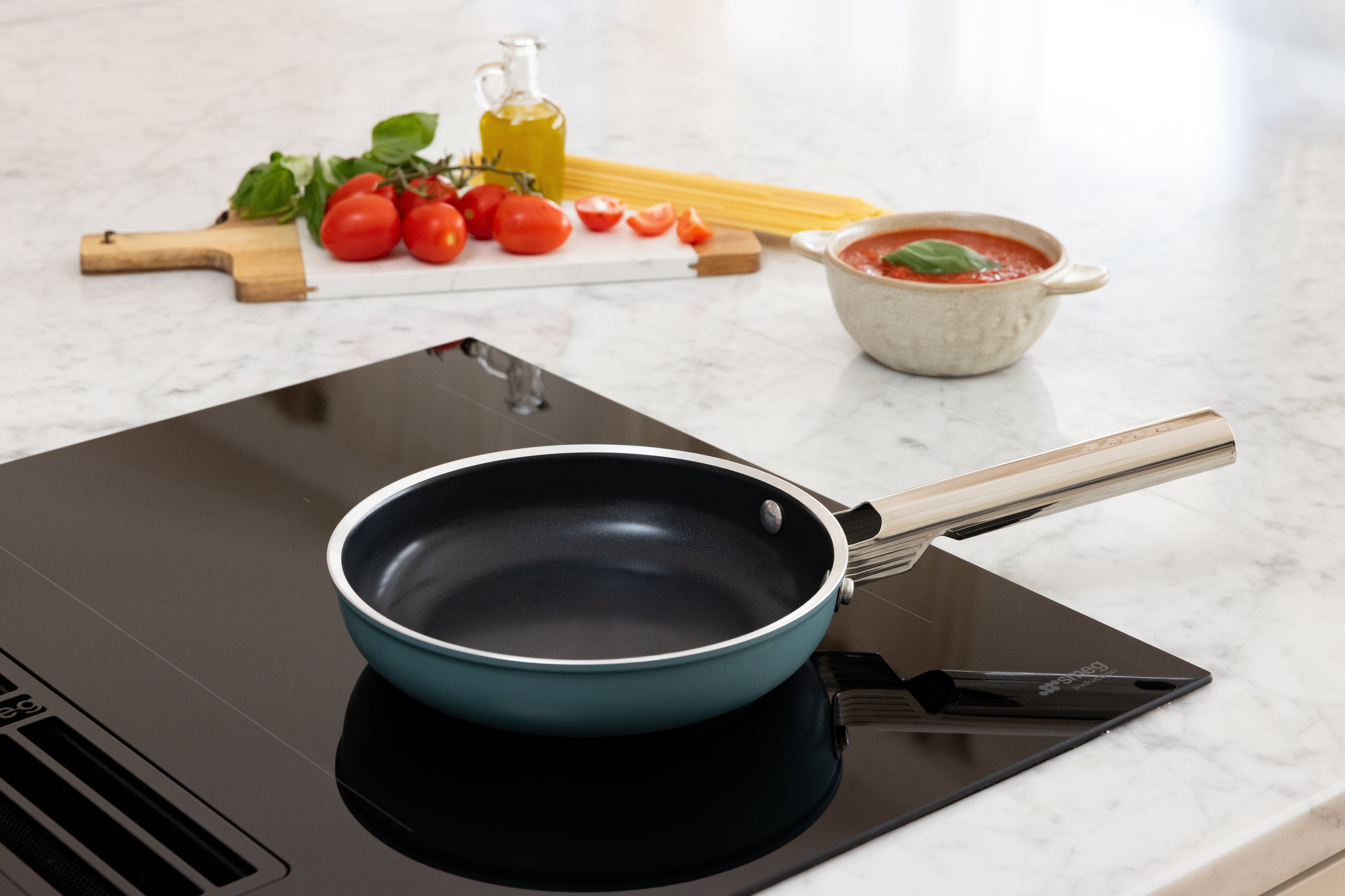 Smeg Fpf2402egm Bratpfanne, 20 Cm, Keramik, Edelstahlgriff, Smaragdgrün