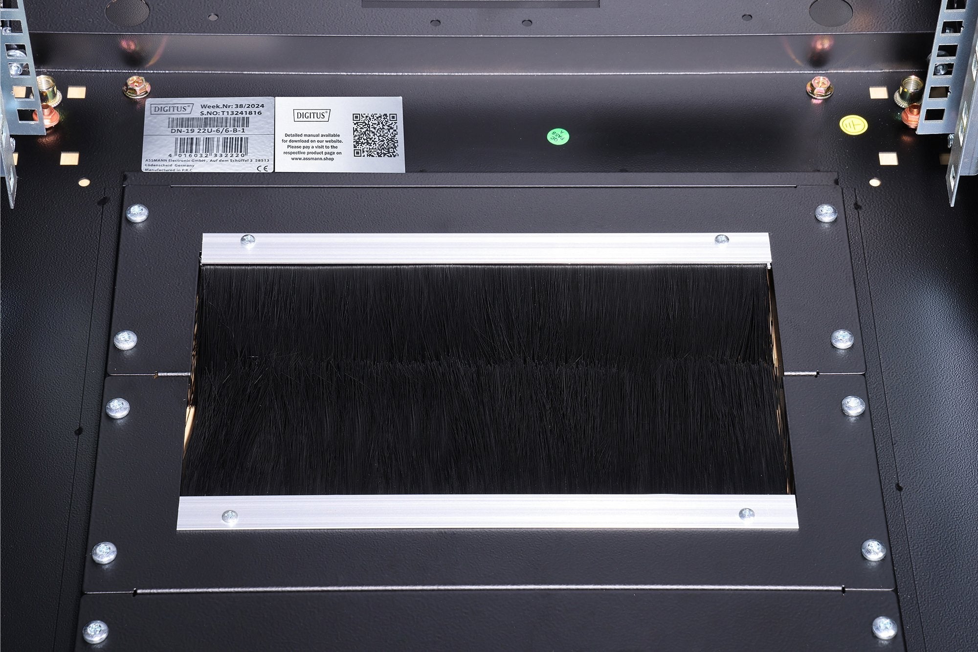 Digitus Netzwerkschrank Unique 22he 1164x600x800mm Schwarz (Speditionsversand)