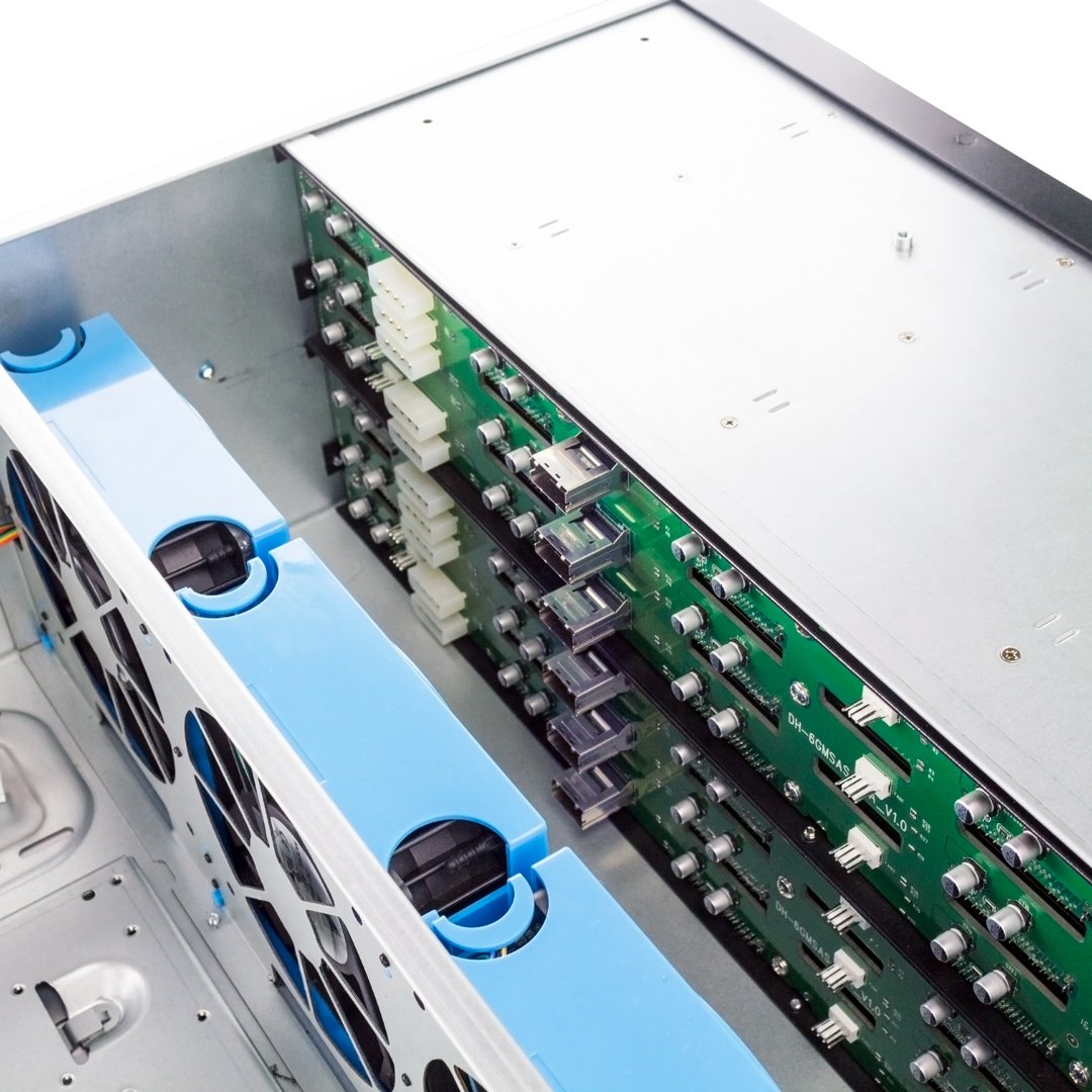 Fantec Src-4240x07, Caja De Almacenamiento 4u 19" Sin Fuente De Alimentación, 680 Mm De Profundidad