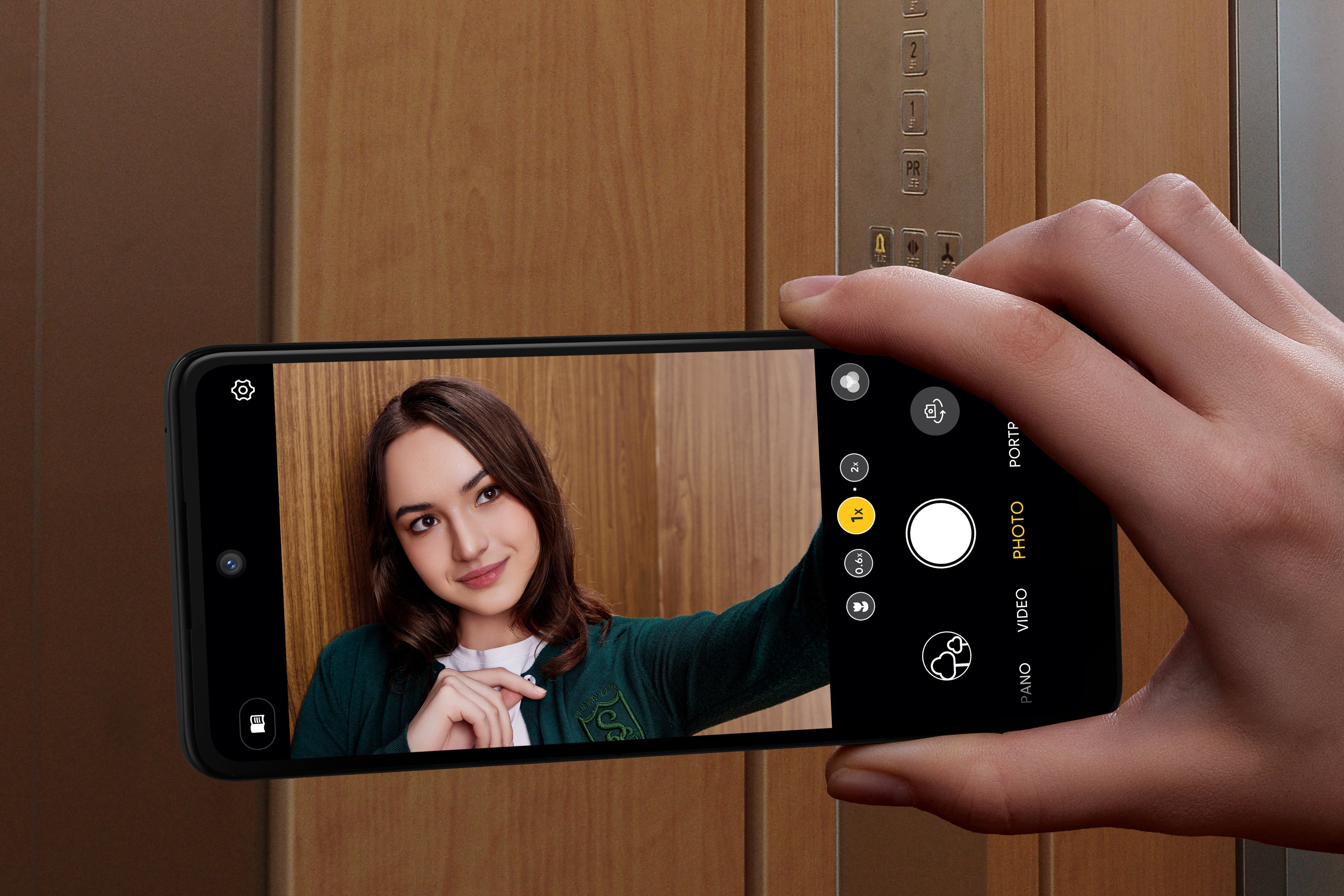 EAN 4894461984315 - TCL 50 5G 16,8 cm (6.6") SIM única Android 14 USB Tipo C 4 GB 128 GB 5010 mAh Azul imagen 16