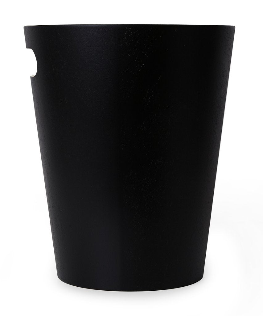 Umbra Woodrow, Abfalleimer Negro