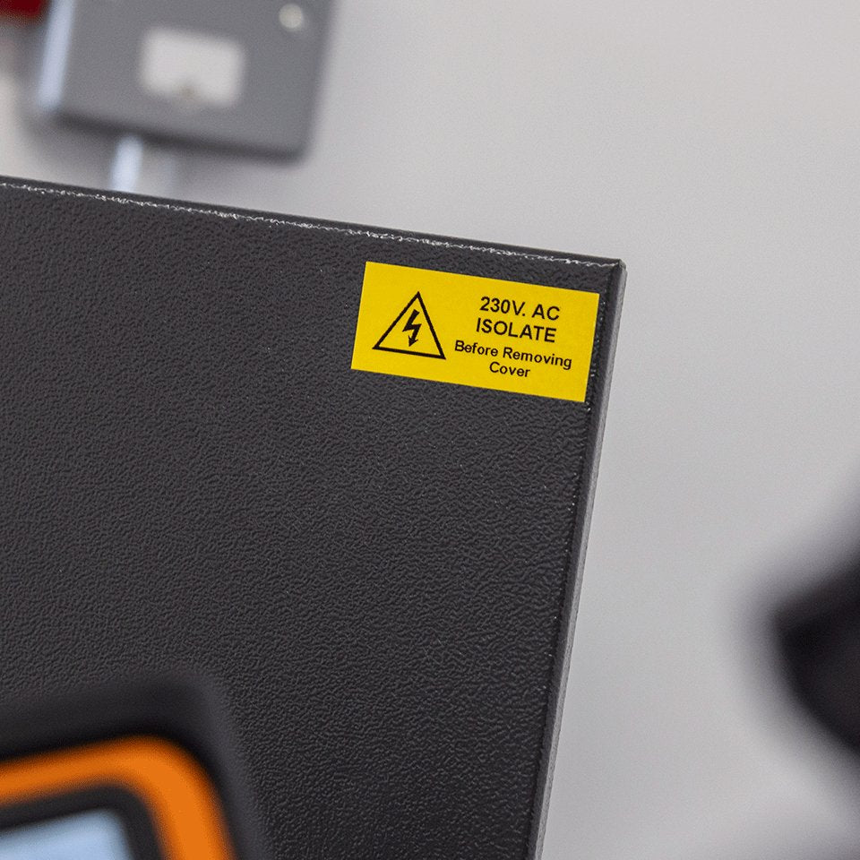 EAN 4977766834049 - Brother PT-E310BTVP impresora de etiquetas Transferencia térmica 180 x 180 DPI 20 mm/s Inalámbrico y alám imagen 3