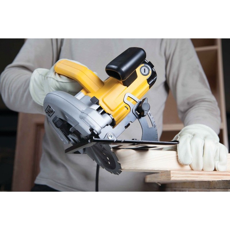 EAN 5035048392614 - DeWALT DWE560 sierra circular portátil 18,4 cm 5500 RPM 1350 W imagen 3