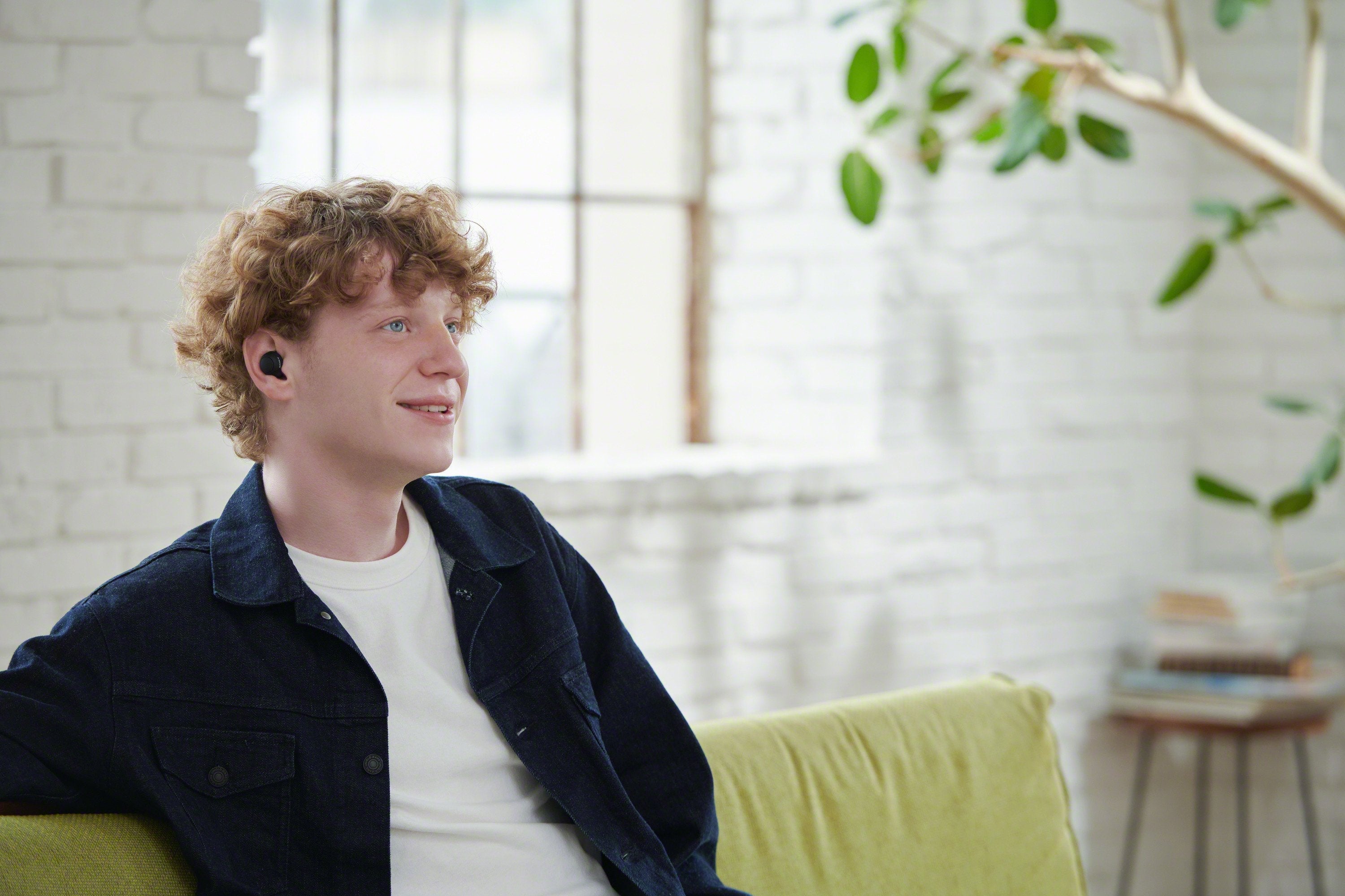 Auriculares Bluetooth Sony Wf-C500 Con Estuche De Carga Autonomía 5h Negros