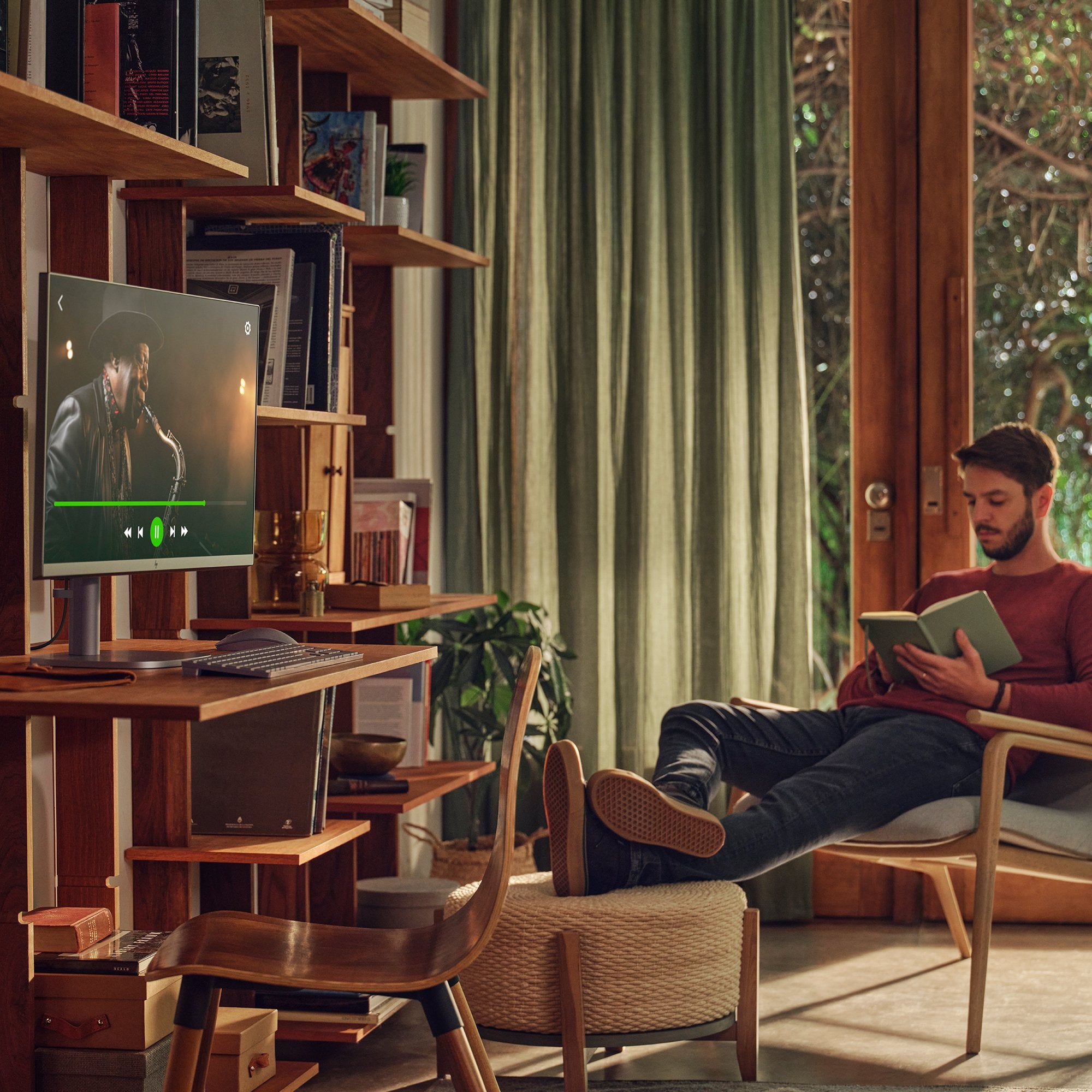 EAN 0198990175546 - HP OmniStudio X 27-cs0010ns Intel Core Ultra 5 125H 68,6 cm (27") 1920 x 1080 Pixeles PC todo en uno 32 G imagen 24