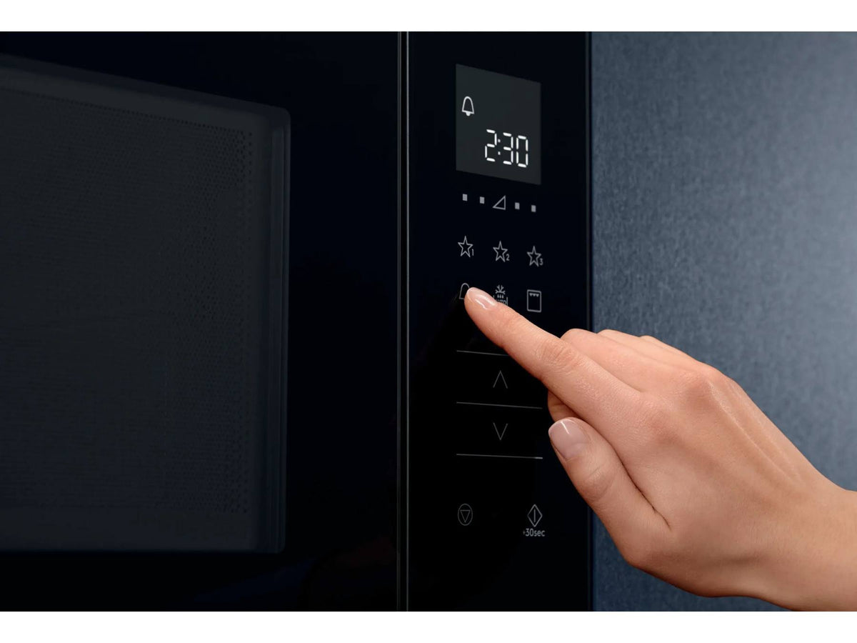 EAN 7332543673575 - Electrolux LMS2203EMX Negro, Acero inoxidable Solo microondas Encimera 20 L 700 W imagen 5