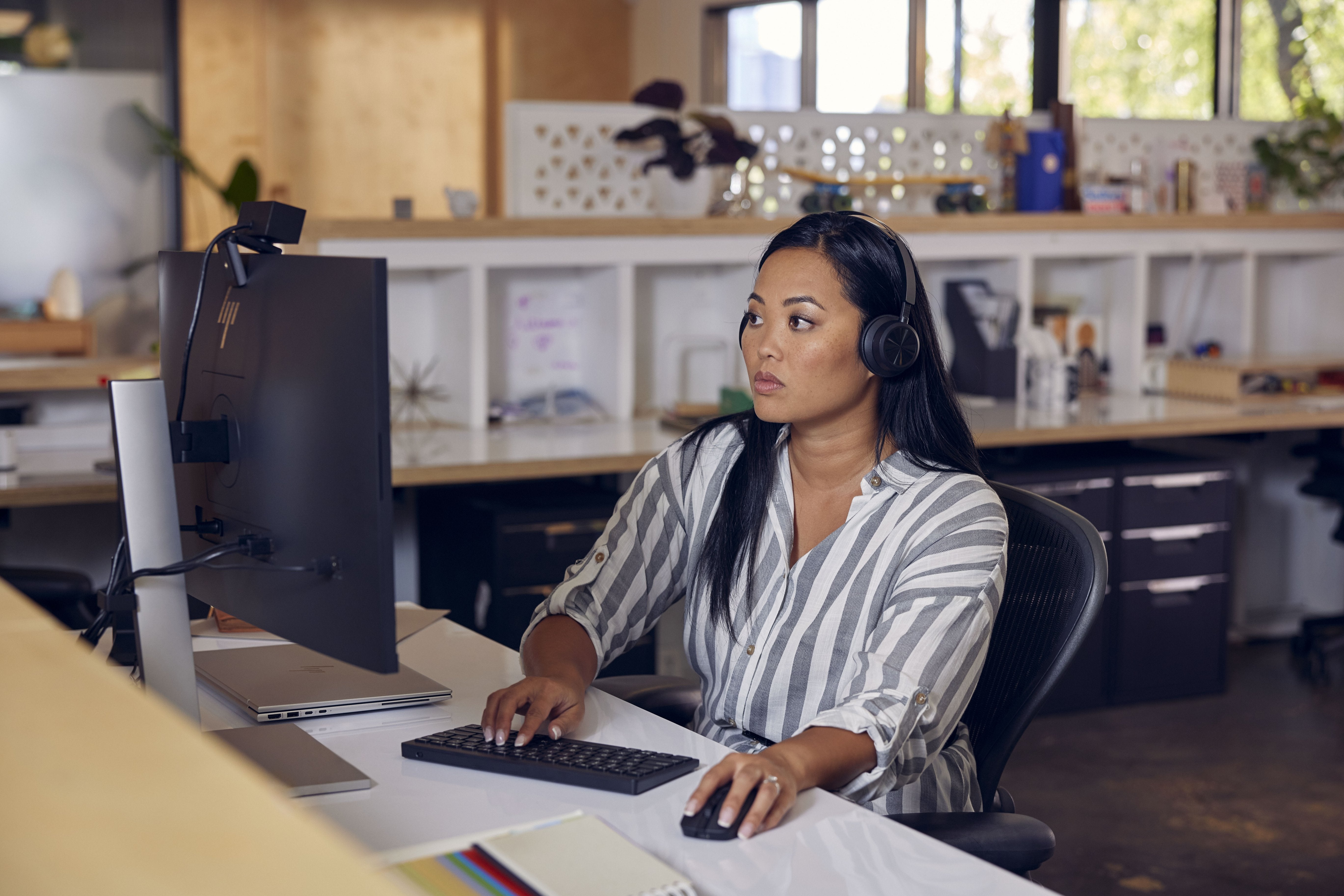 EAN 0196548516223 - HP 355 Compact Multi-Device Keyboard teclado Hogar Negro imagen 11