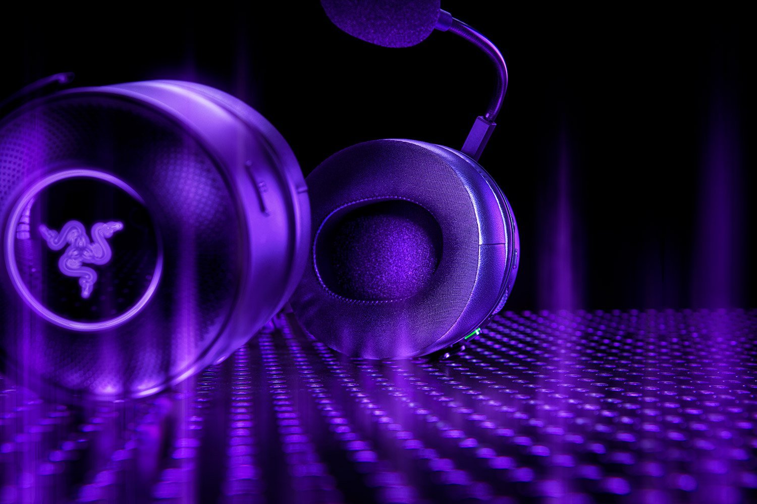 EAN 8886419378556 - Razer Kraken V3 Pro Auriculares Inalámbrico y alámbrico Diadema Juego USB tipo A Negro imagen 7