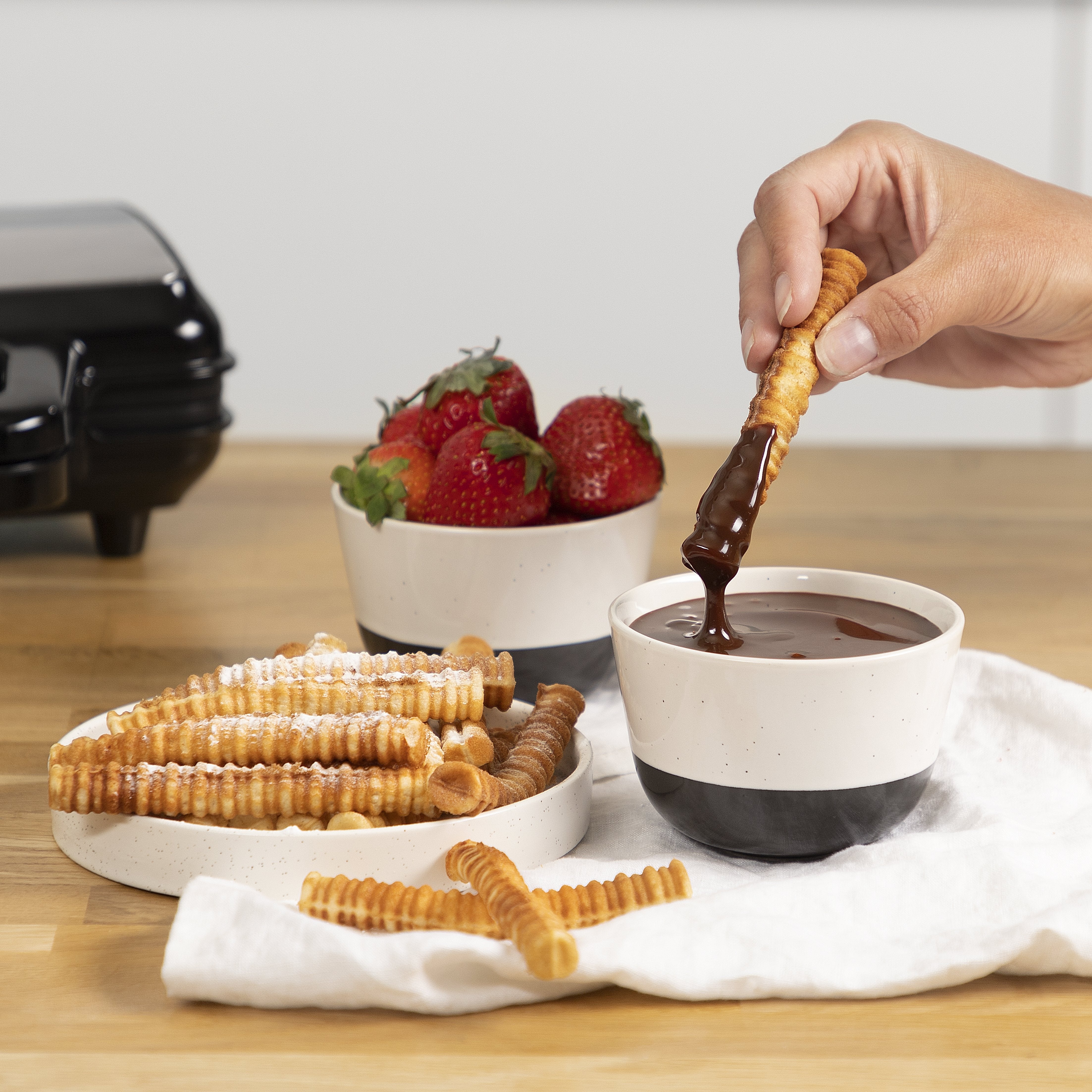 Tristar Wf-1171 Waffle Fries Maker, Black