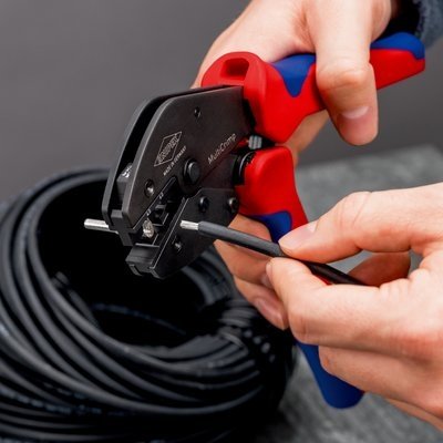 EAN 4003773092599 - Knipex 97 33 03 crimpadora Herramienta para prensar Azul, Rojo imagen 3