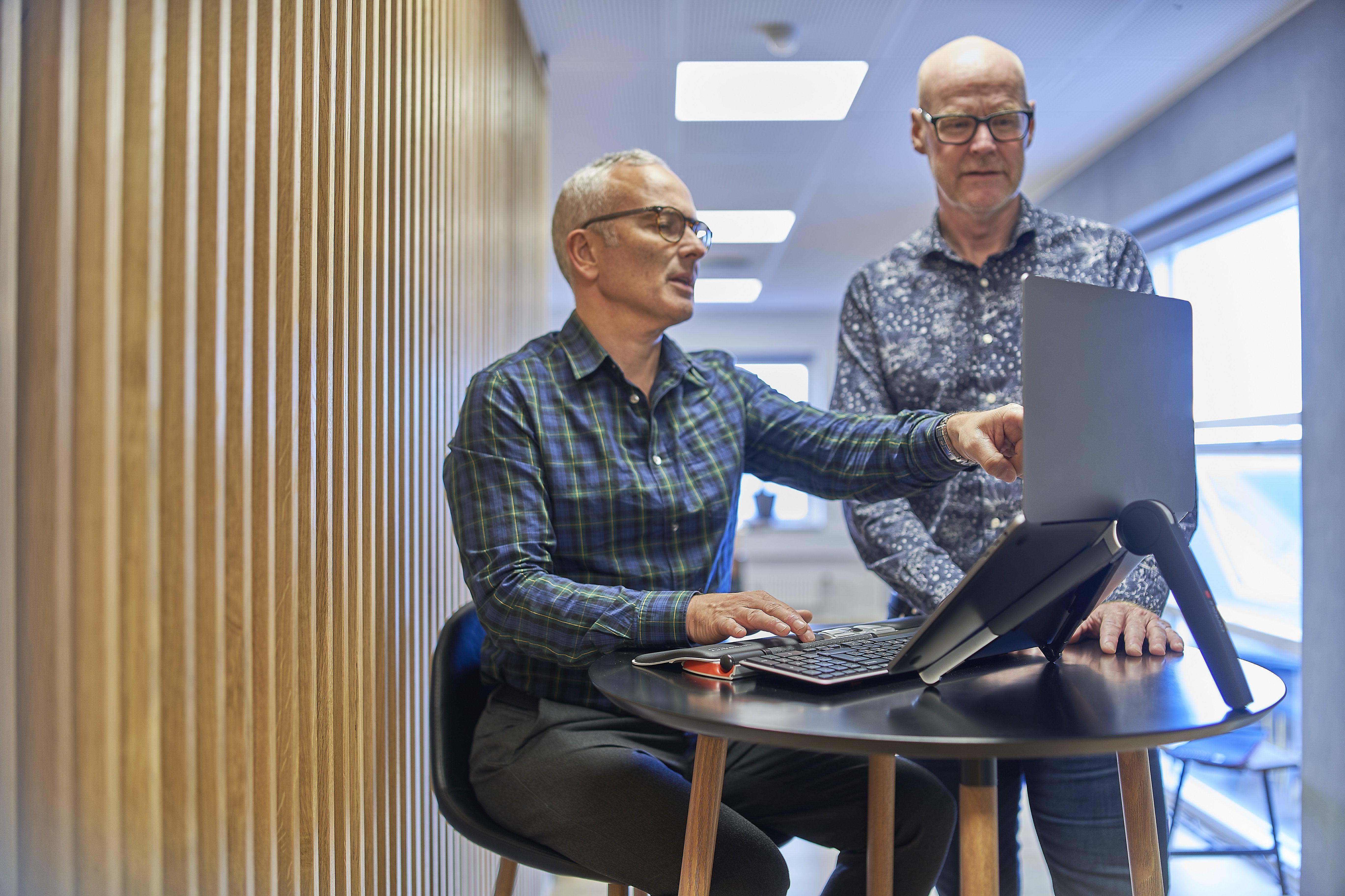 EAN 0743870004319 - Contour Design RollerMouse Red Plus WL Travel Kit teclado Ratón incluido Oficina RF inalámbrico Negro imagen 25