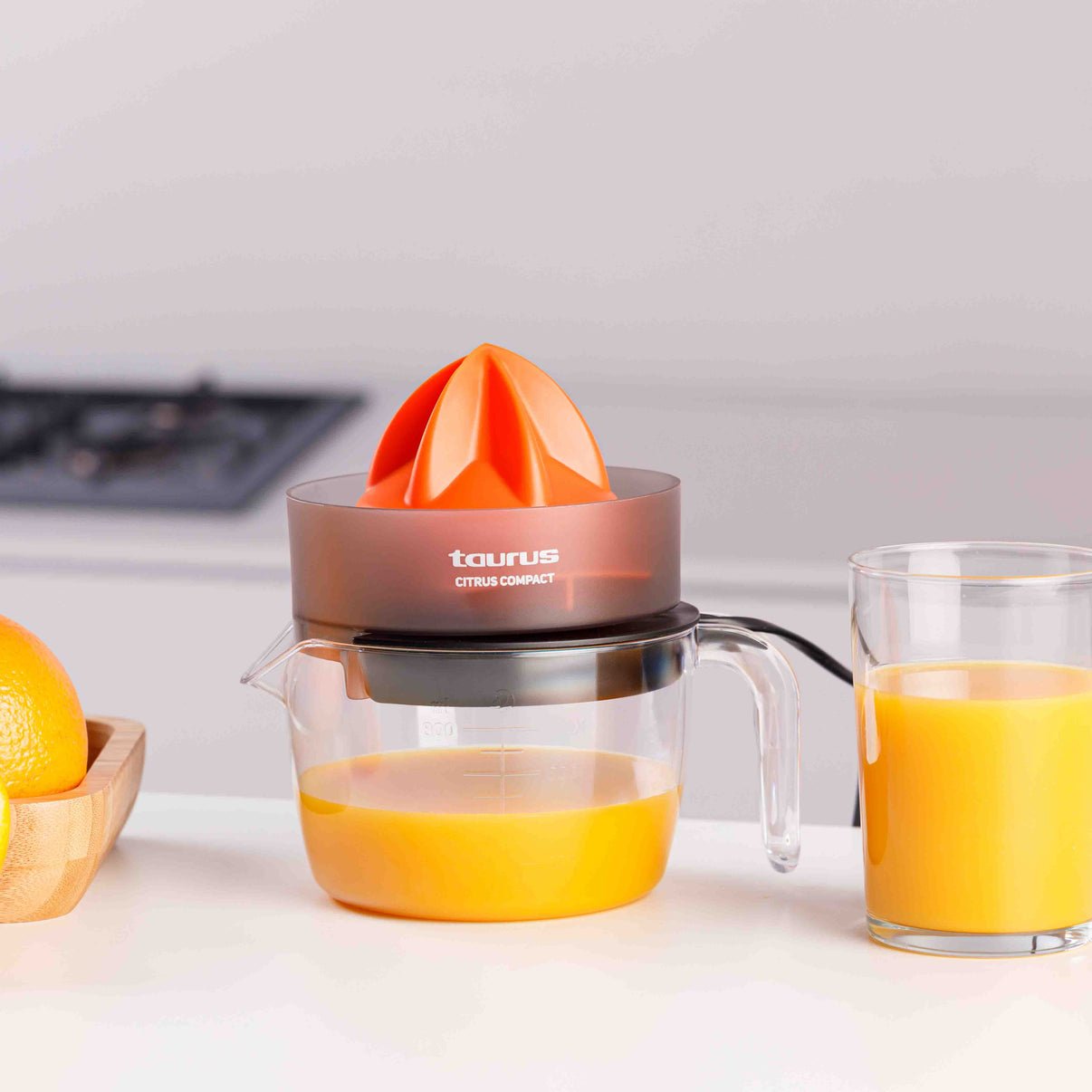 Taurus Citrus Compact Exprimidor Eléctrico Con Brazo 30 W Negro, Naranja, Transparente