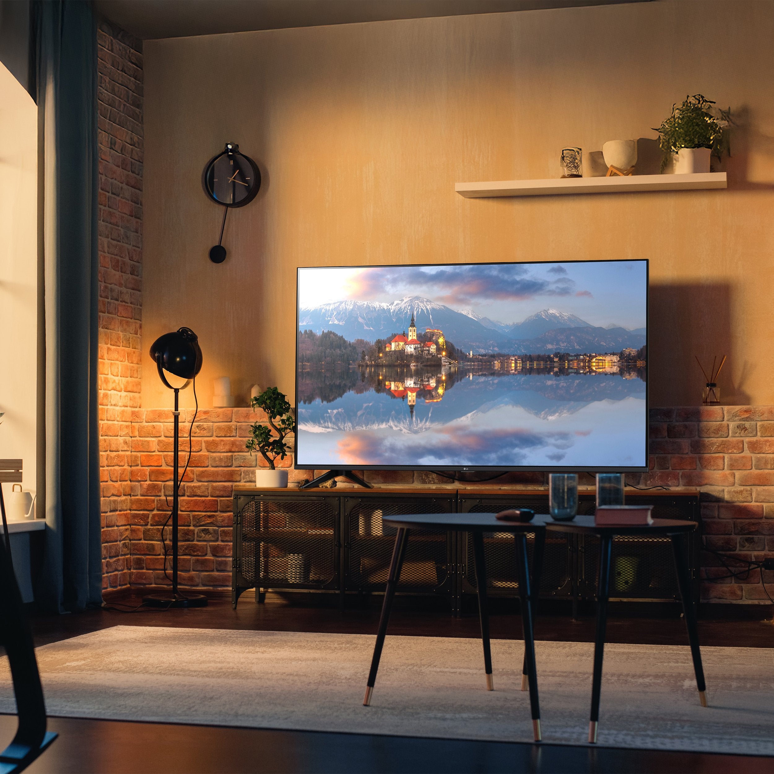 EAN 8806096340295 - LG UHD AI 55UA73006LA 139,7 cm (55") 4K Ultra HD Smart TV Wifi Negro imagen 12