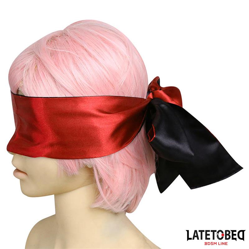Antifaz De Satén Rojo Y Negro