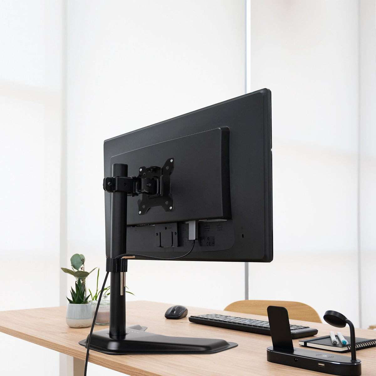 EAN 8433281012011 - TooQ DB1701TN-B soporte para monitor 81,3 cm (32") Escritorio imagen 6
