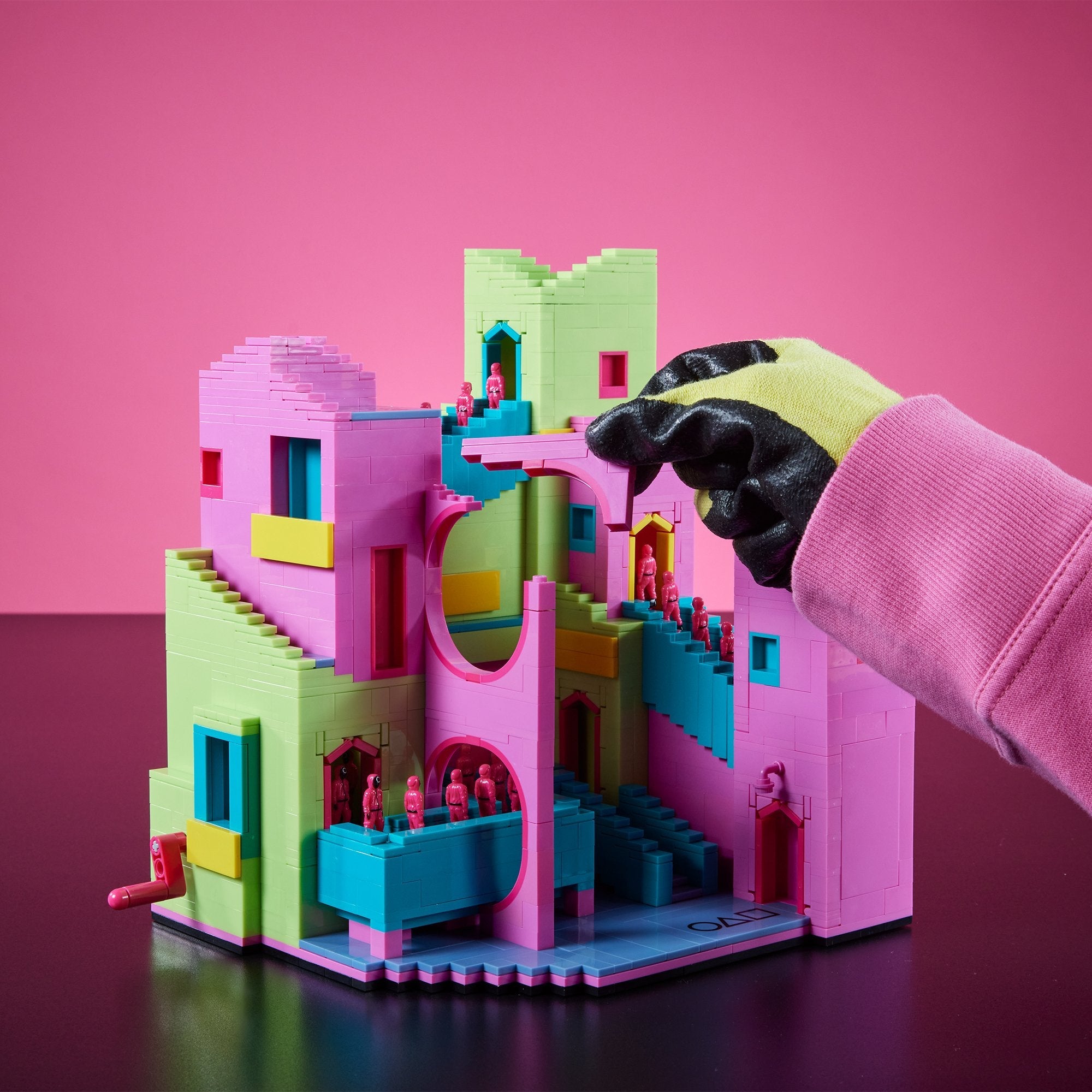 Mattel Mega Showcase Squid Game Set Hyl45