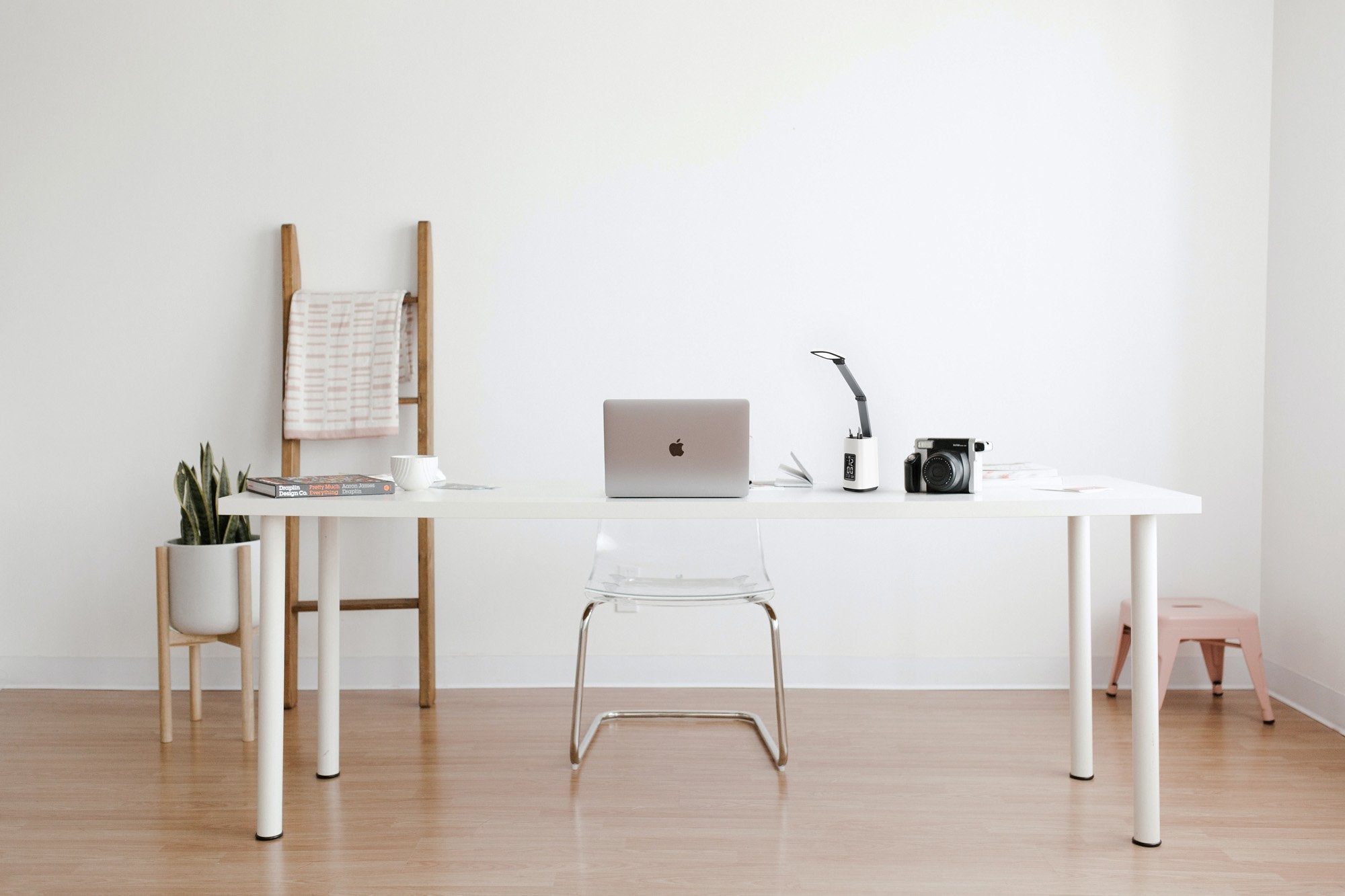 Lámpara De Escritorio Activejet Aje-Technic Led Desk Lamp With Display White